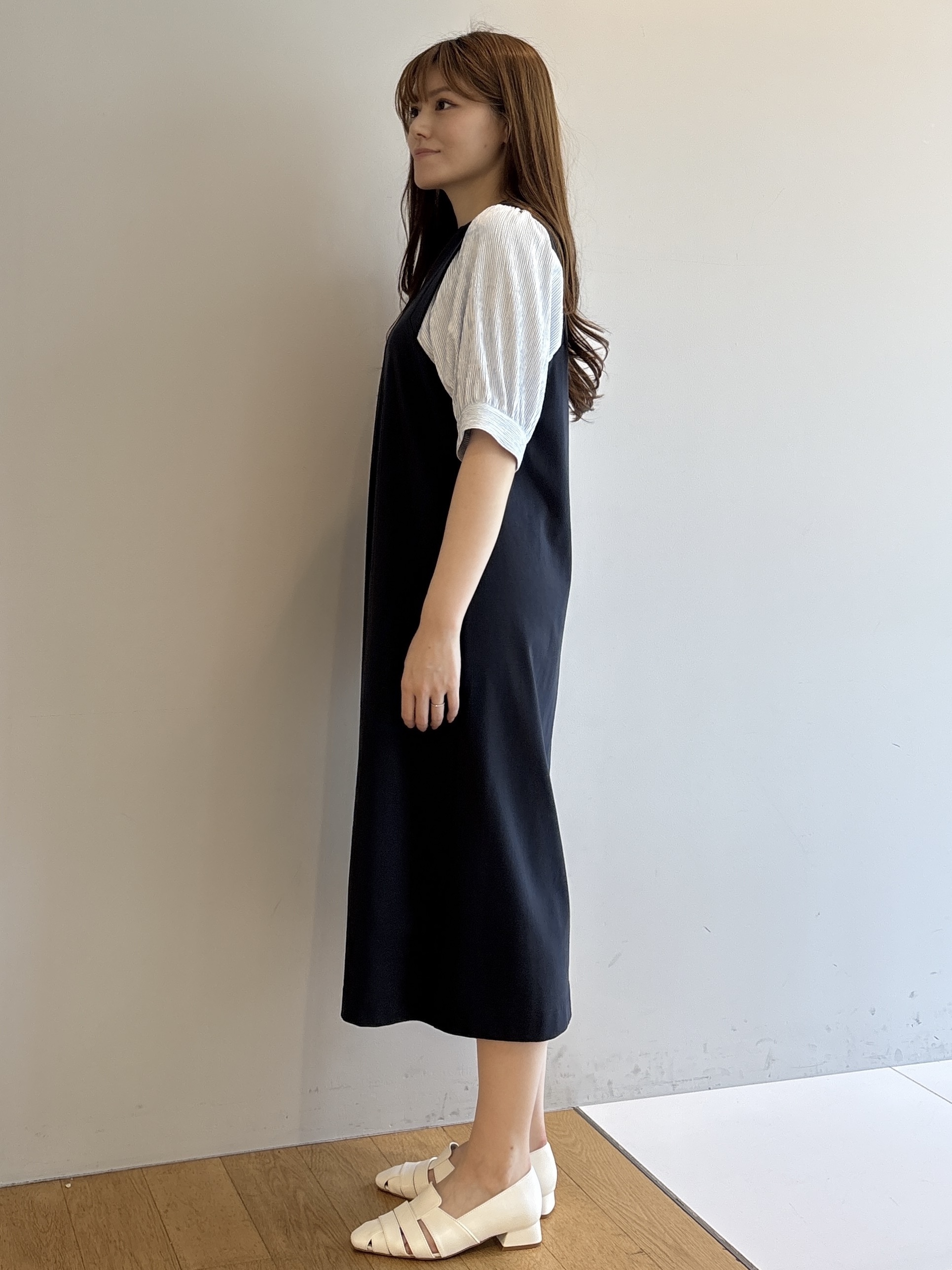 sayaさんの「grove｜高評価！【体型カバー/洗える】袖布帛ポンチワンピース」を使ったコーディネート