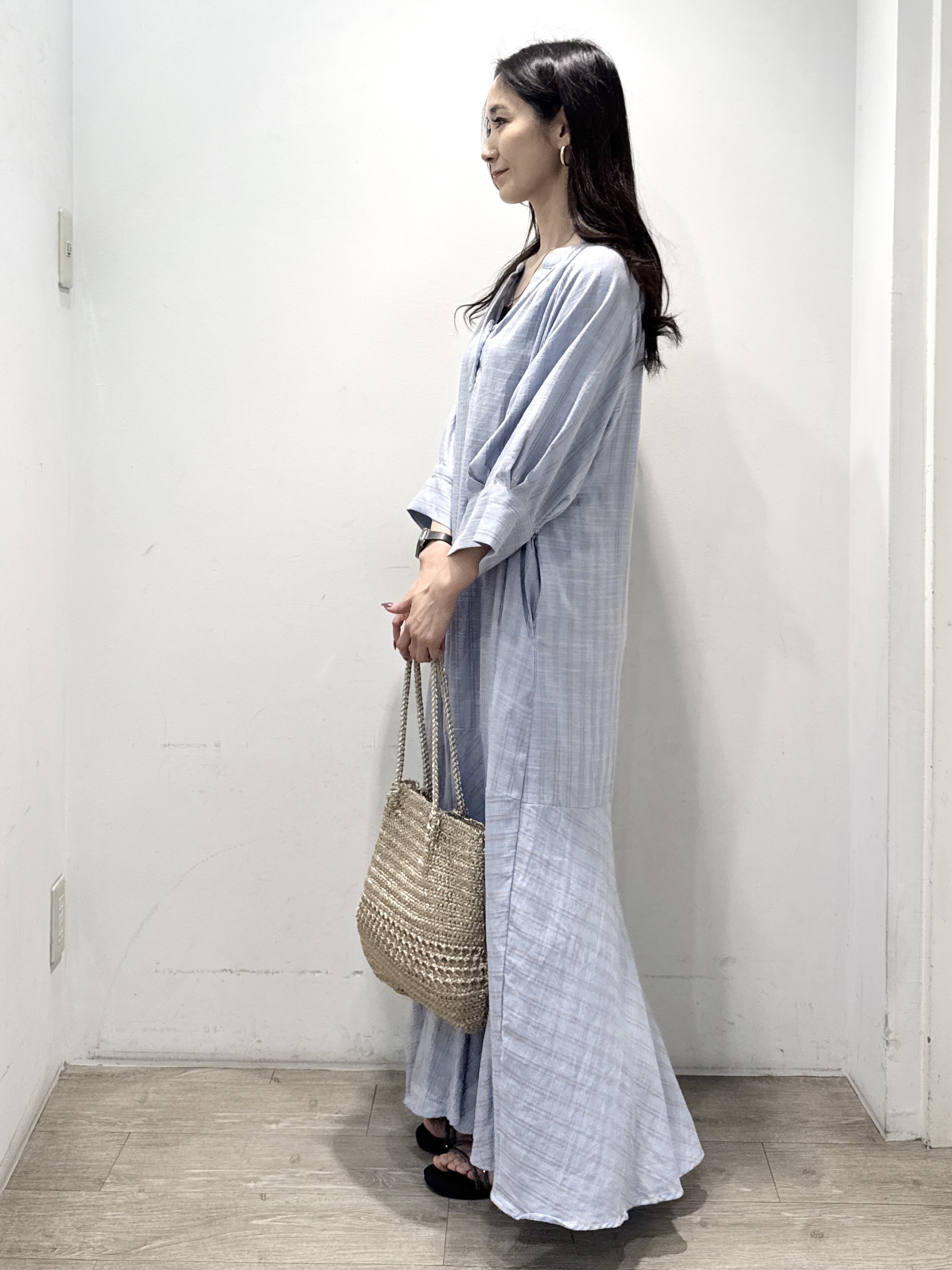 yuicciさんの「OPAQUE.CLIP｜キーネックロングワンピース【洗える】」を使ったコーディネート