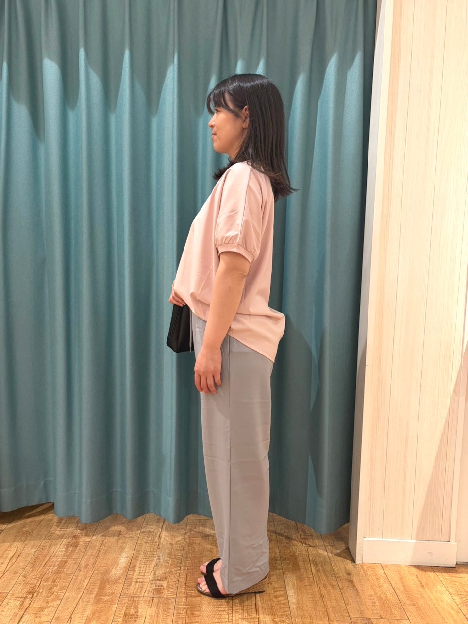 Miさんの「SHOO･LA･RUE｜【洗濯後しわになりにくい】インせず着られる さらっとタッチのドルマンブラウス」を使ったコーディネート