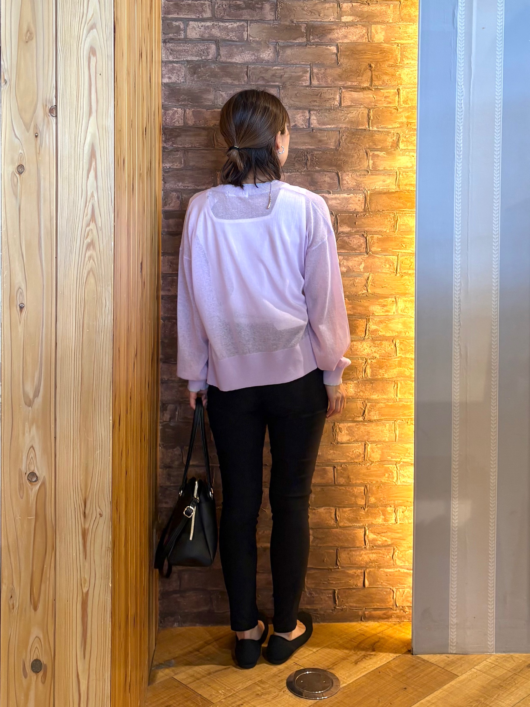 mieさんの「SHOO･LA･RUE｜【S-LL/洗濯機可】冷房、日焼け対策に 配色シアーカーディガン」を使ったコーディネート