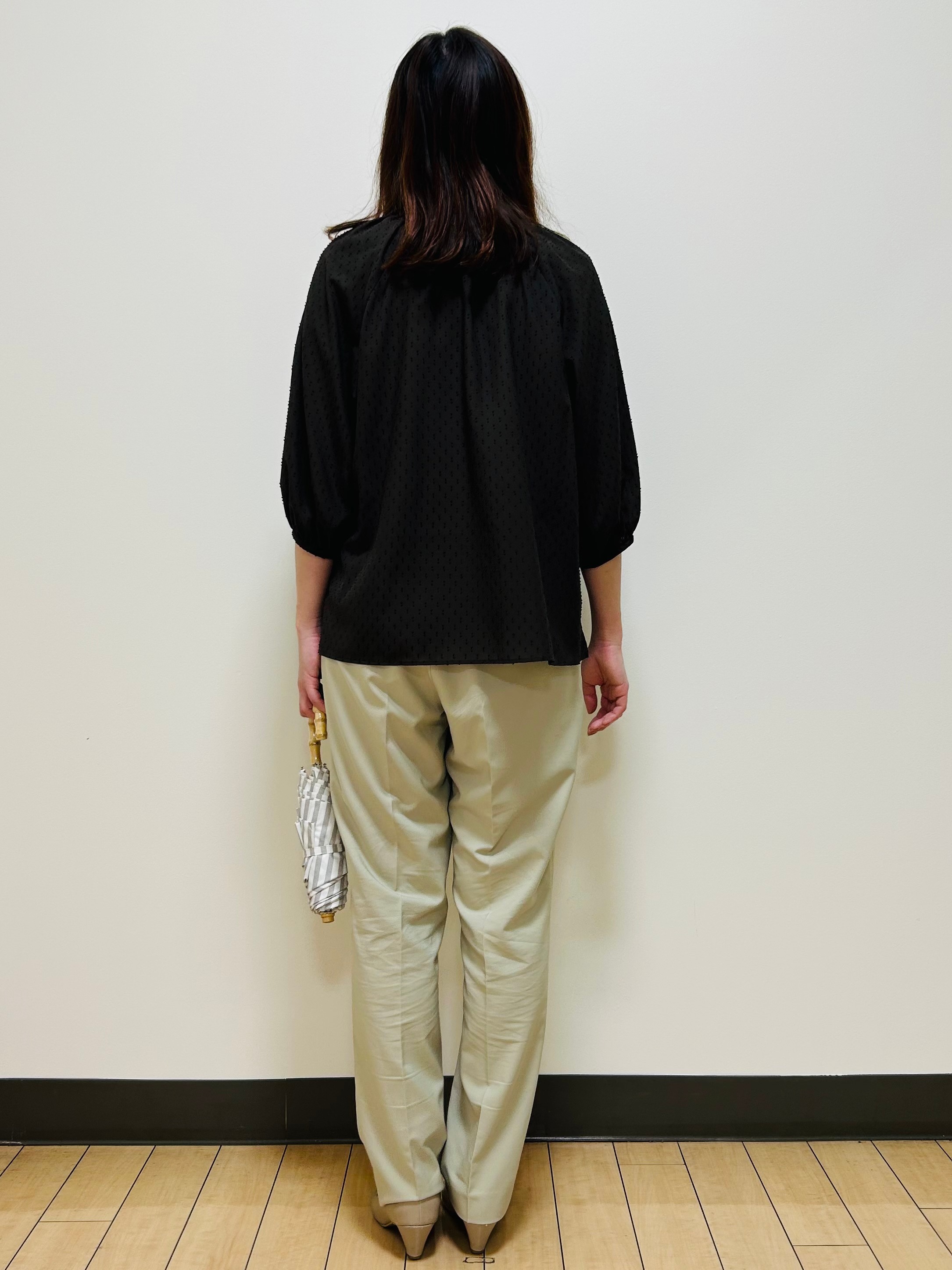 miiiさんの「Reflect｜プチハイネック フリルデザインブラウス」を使ったコーディネート