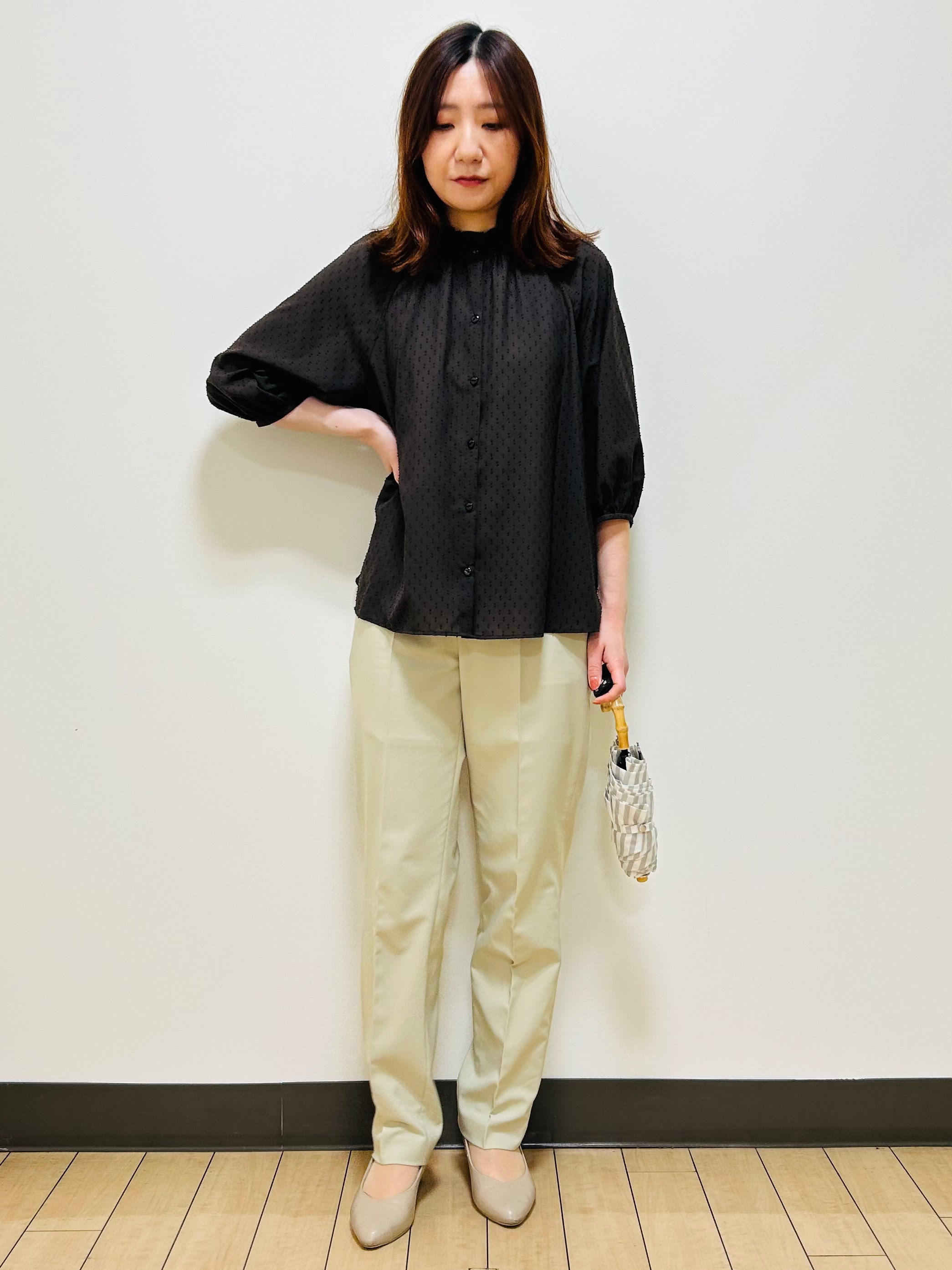 miiiさんの「Reflect｜プチハイネック フリルデザインブラウス」を使ったコーディネート