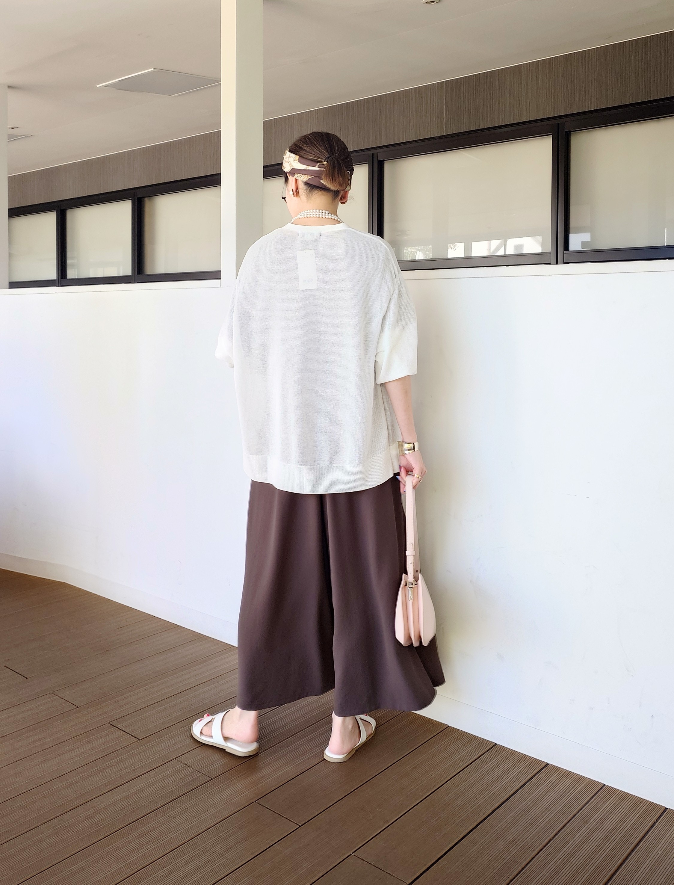 MUTSUKOさんの「UNTITLED｜【日除け・冷房対策に】コットンリネンカーディガン」を使ったコーディネート