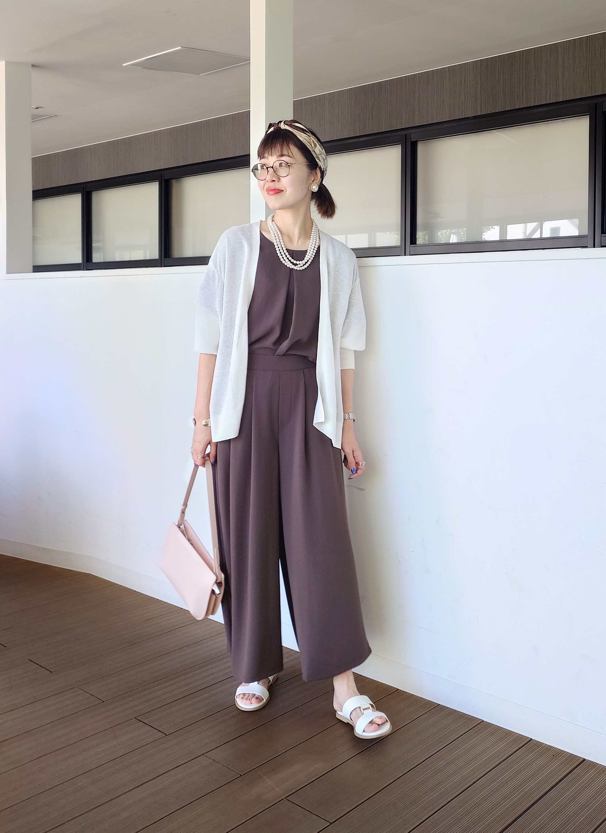 MUTSUKOさんの「UNTITLED｜【日除け・冷房対策に】コットンリネンカーディガン」を使ったコーディネート