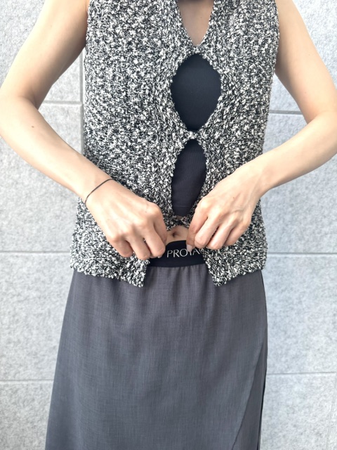 designer yukaさんの「CODE A｜cloudy open back tank」を使ったコーディネート