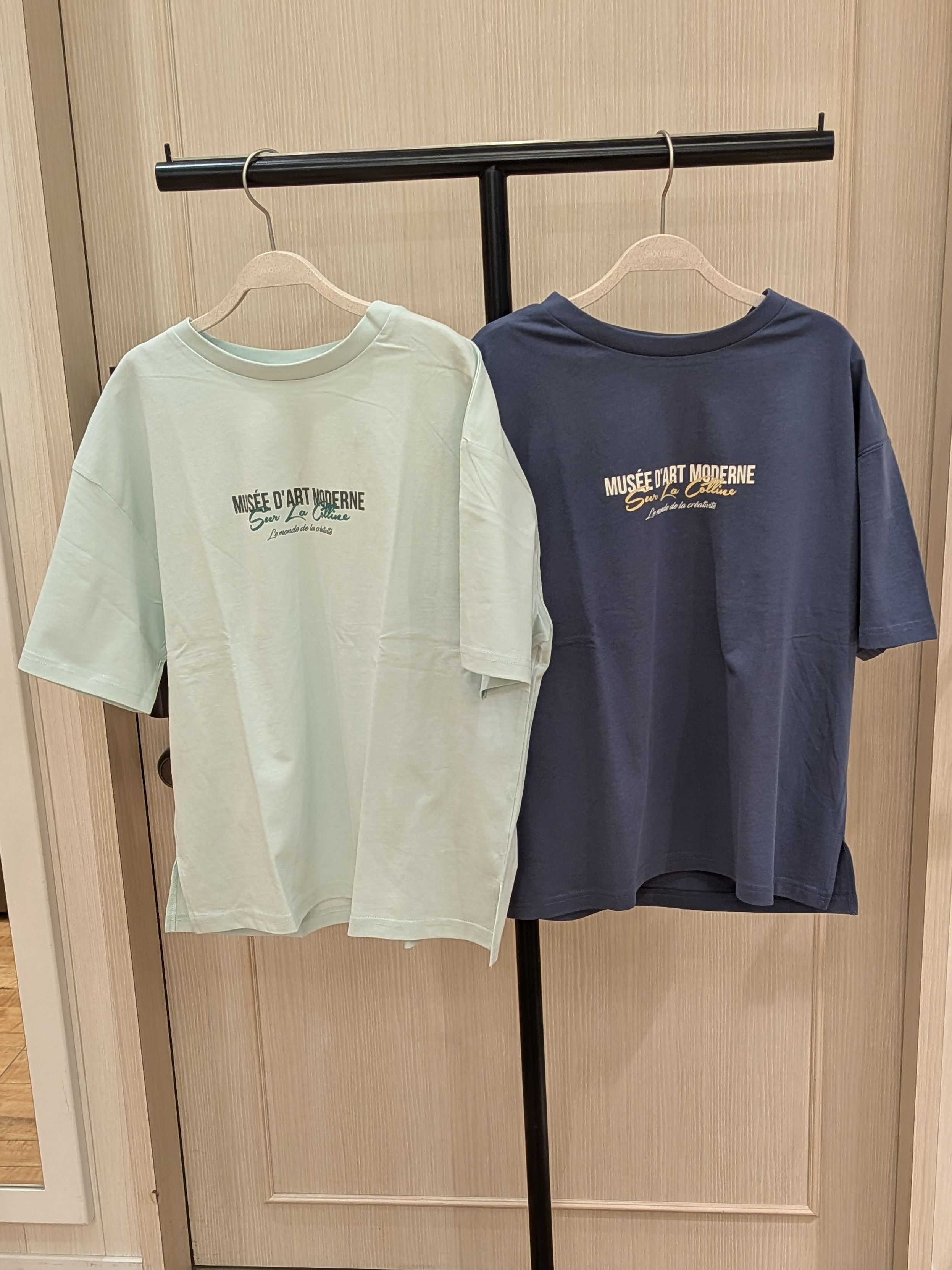 Tさんの「SHOO･LA･RUE｜【綿100％/S-LL/プチプラ】選べる3柄 プリントアソートTシャツ」を使ったコーディネート