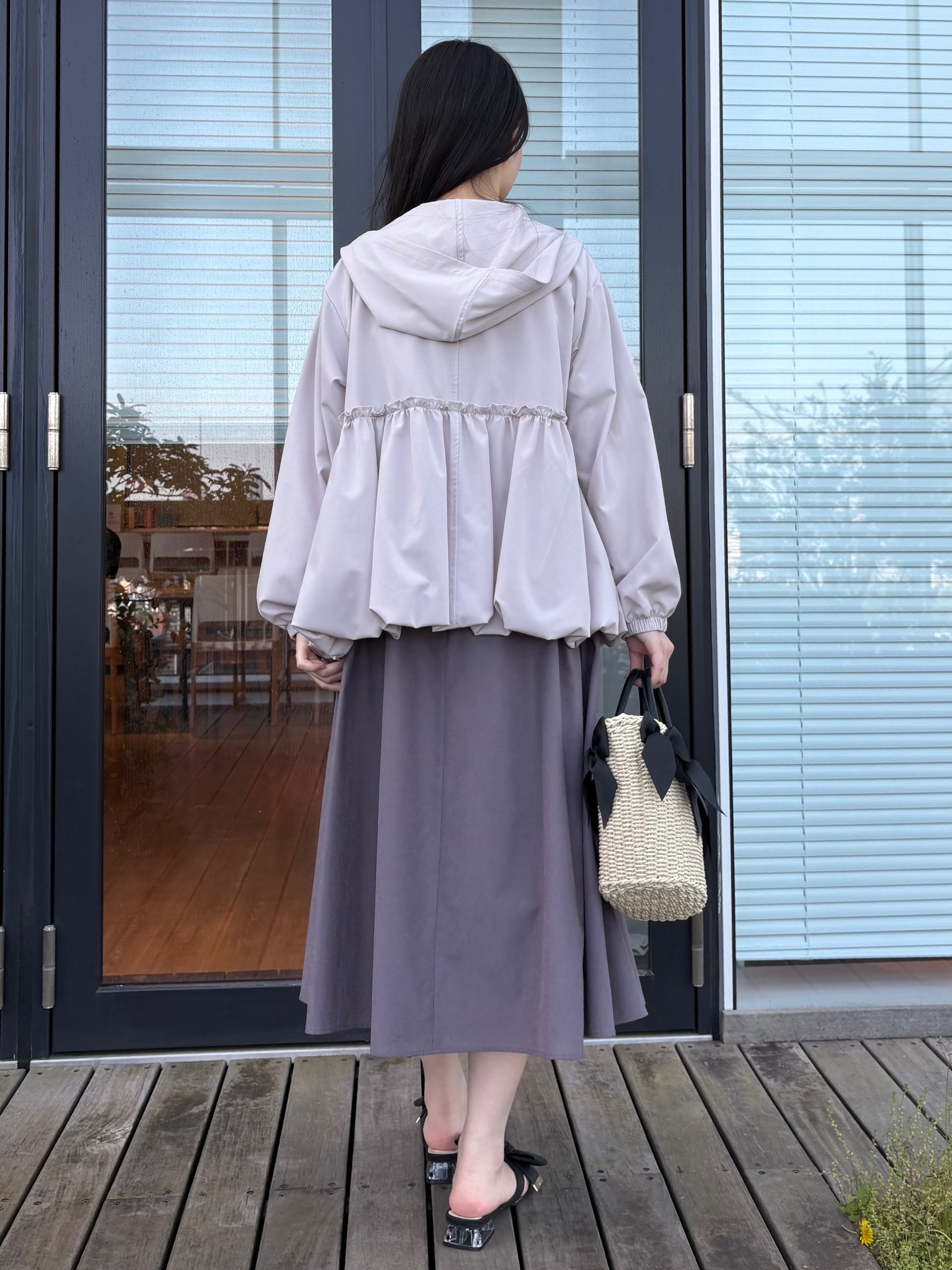 AOIさんの「Couture brooch｜【UVカット・吸水速乾・撥水加工】フリル ラッシュガード」を使ったコーディネート