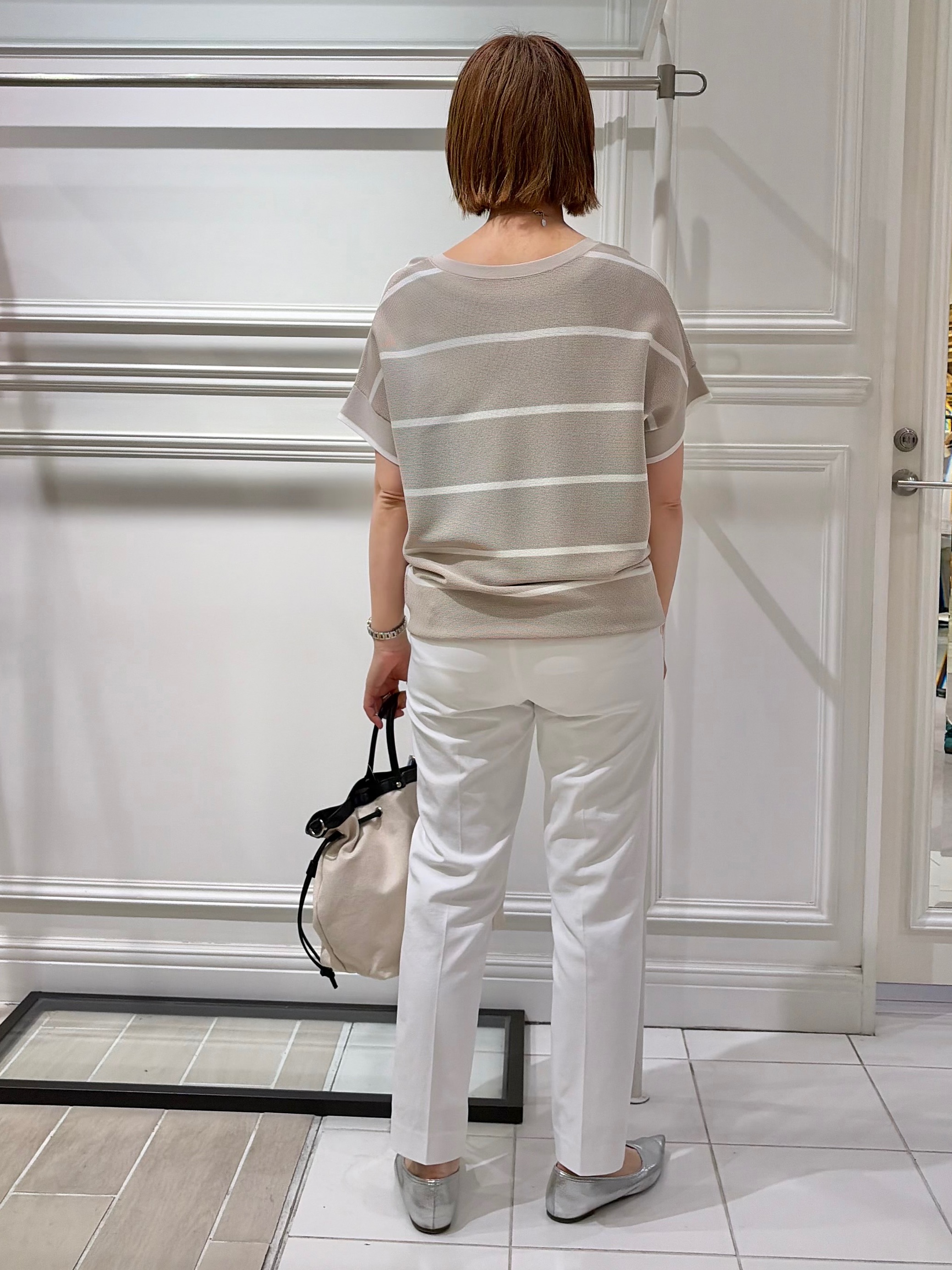 AKKOさんの「UNTITLED｜【11色展開/体型カバー】前後2WAYフレンチスリーブニット」を使ったコーディネート