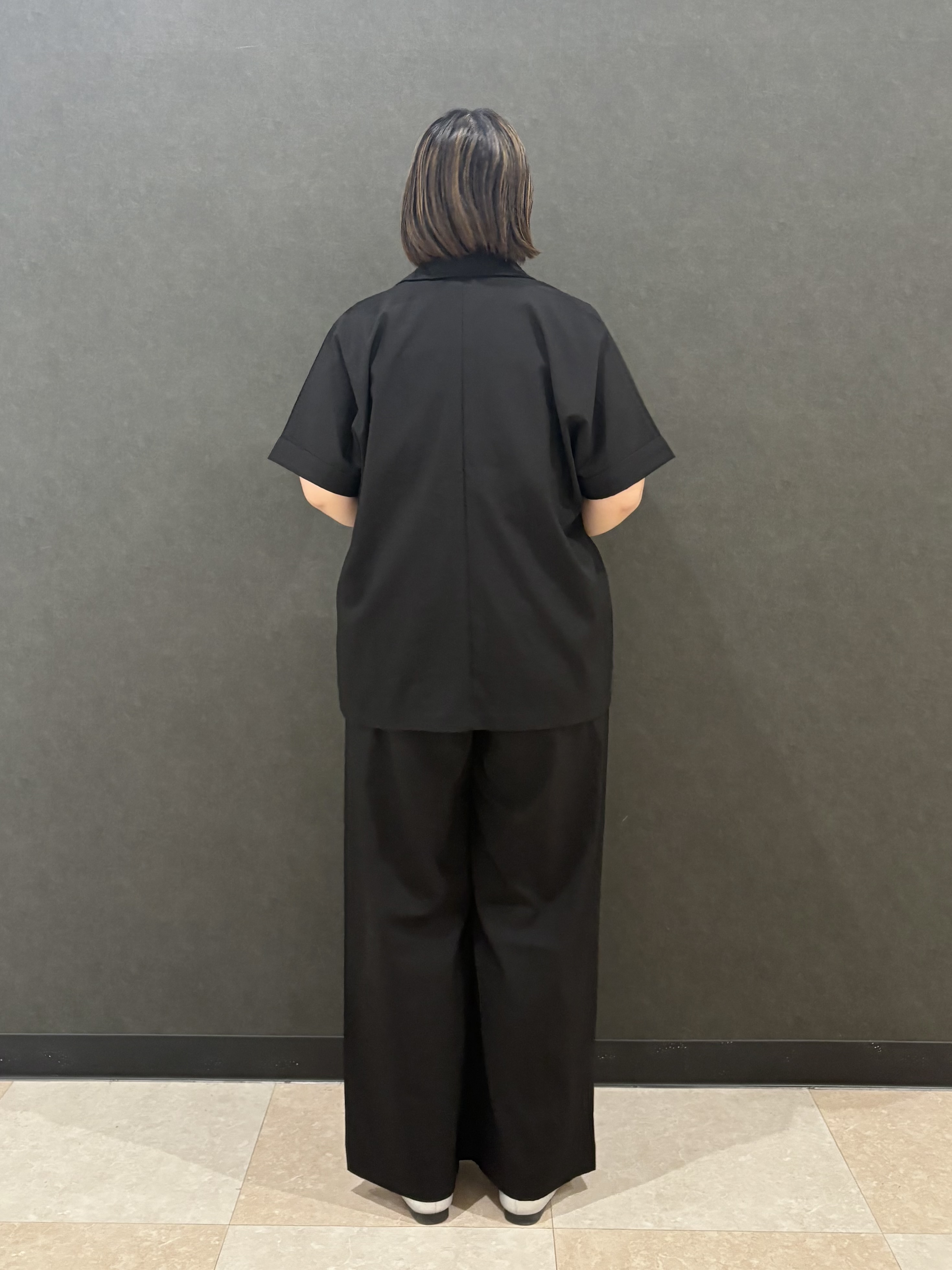 砂糖さんの「SHOO･LA･RUE｜【高レビュー/洗濯機可/セットアップ可】軽凛(かろりん) 半袖ジャケット」を使ったコーディネート