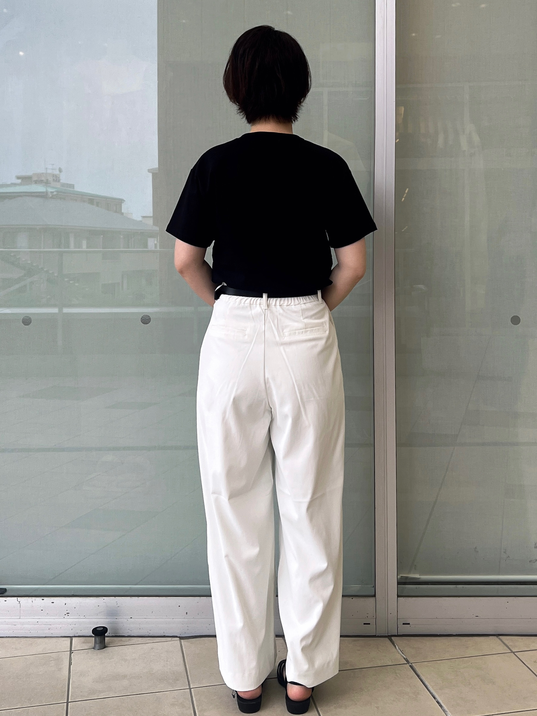 yo-koさんの「OPAQUE.CLIP｜【接触冷感】アシメフリルドッキングカットソー《洗濯機OK》」を使ったコーディネート