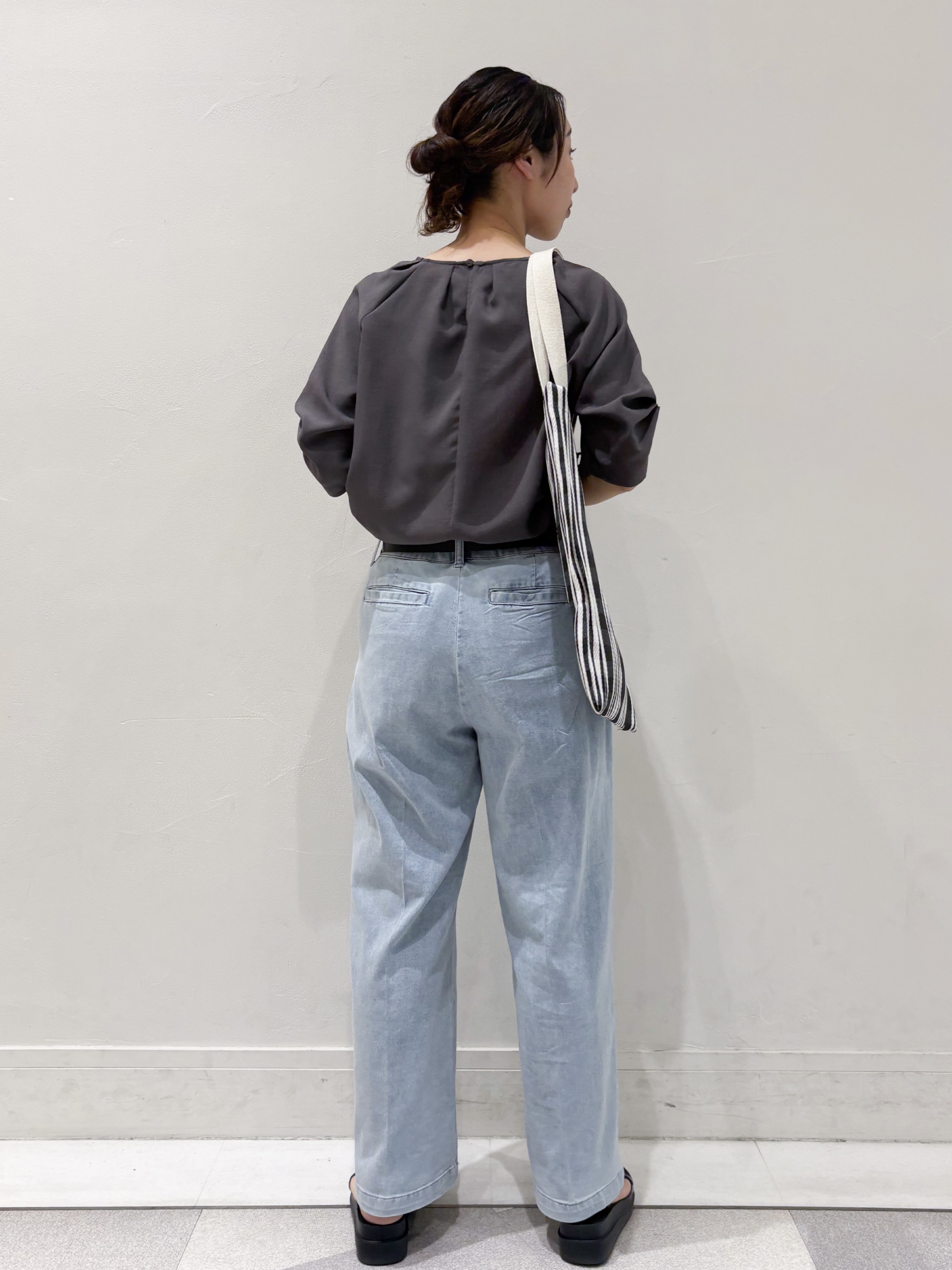 ちえさんの「OPAQUE.CLIP｜【接触冷感／吸水速乾】リネンライク タックスリーブブラウス《セットアップ対応／洗濯機OK》」を使ったコーディネート