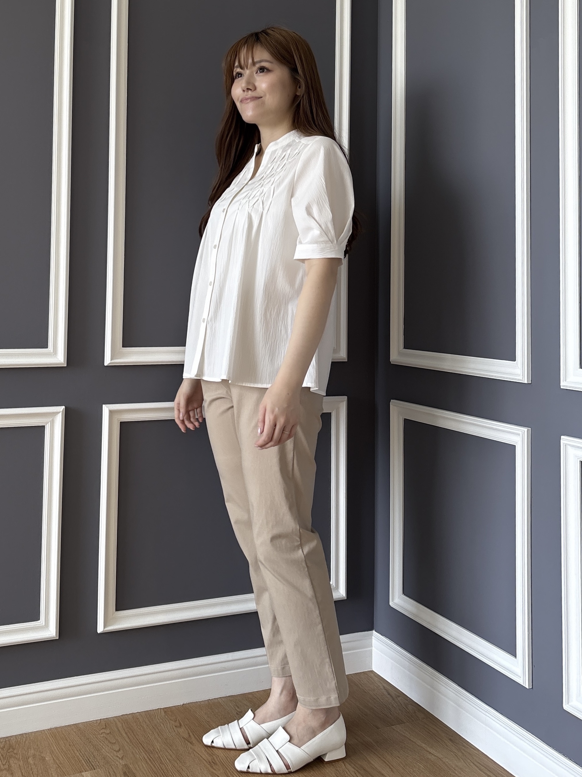 sayaさんの「grove｜【貴島明日香さん着用/体型カバー】ON・OFF使えるスモッキングタックブラウス」を使ったコーディネート