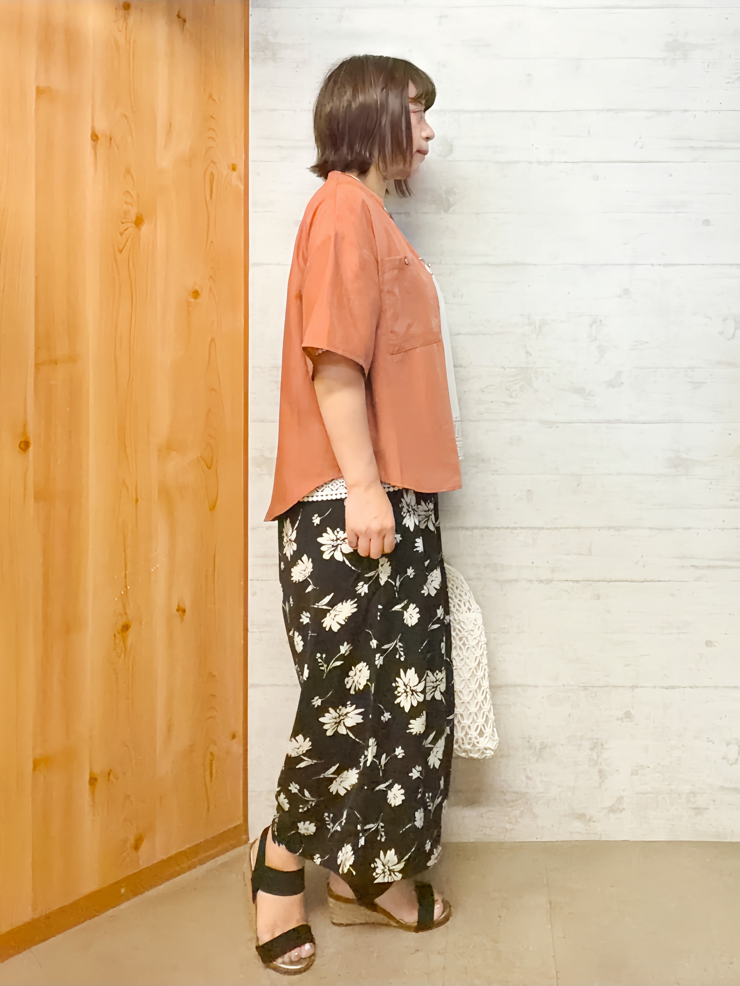 yocchiさんの「SHOO･LA･RUE｜【洗濯機可/S-LL】大人の抜け感 ゆるっと5分袖シャツ」を使ったコーディネート