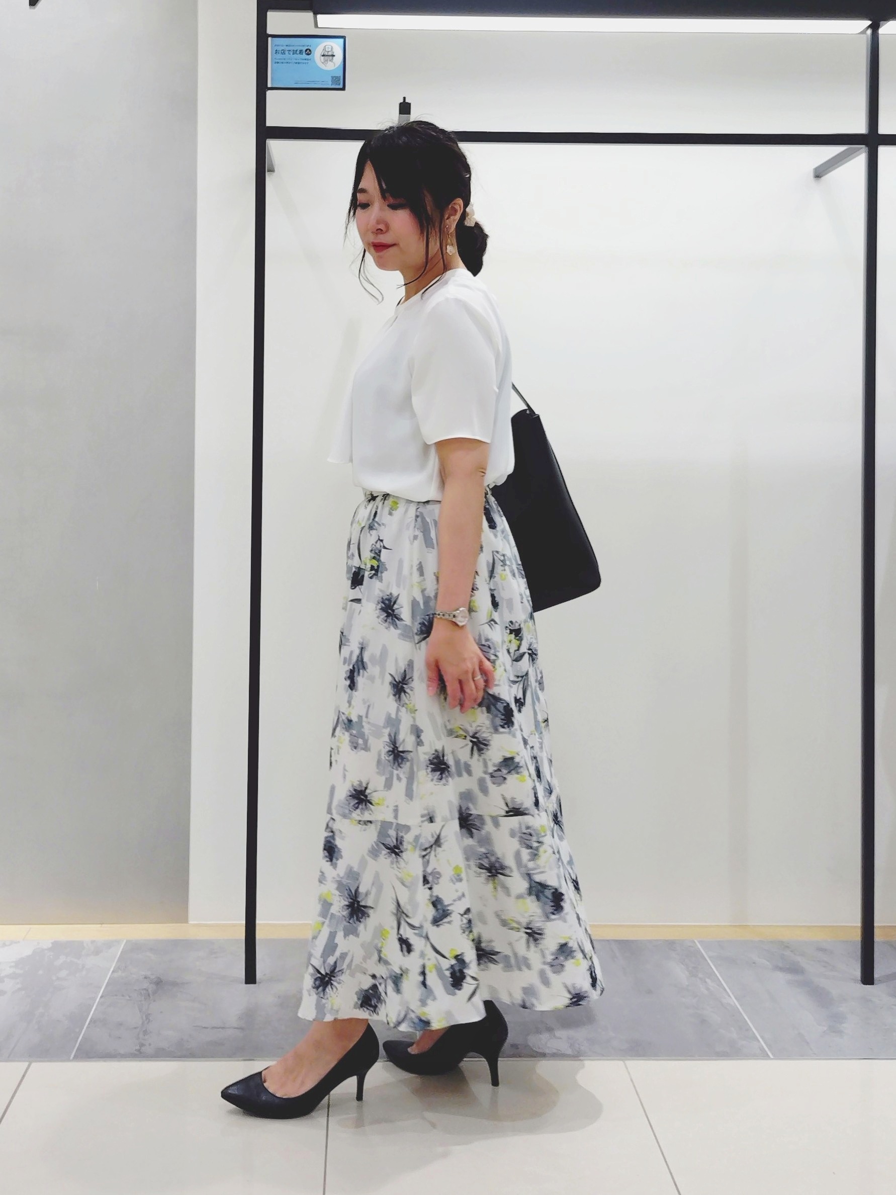 TOMOMIさんの「INDIVI｜【接触冷感／透湿／着る日傘】ノーカラージャケット」を使ったコーディネート