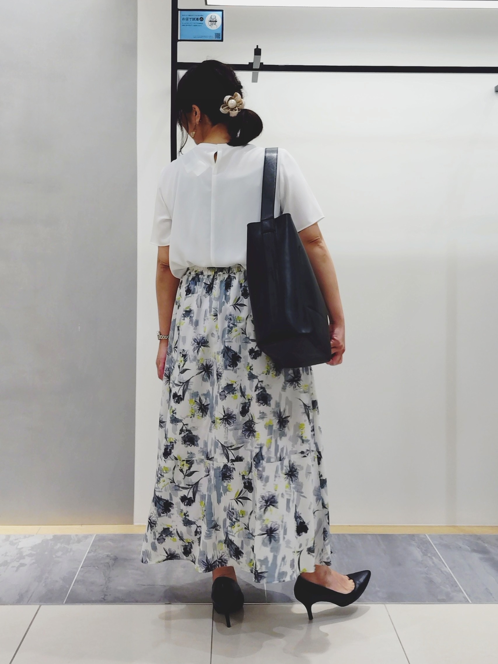TOMOMIさんの「INDIVI｜【接触冷感／透湿／着る日傘】ノーカラージャケット」を使ったコーディネート