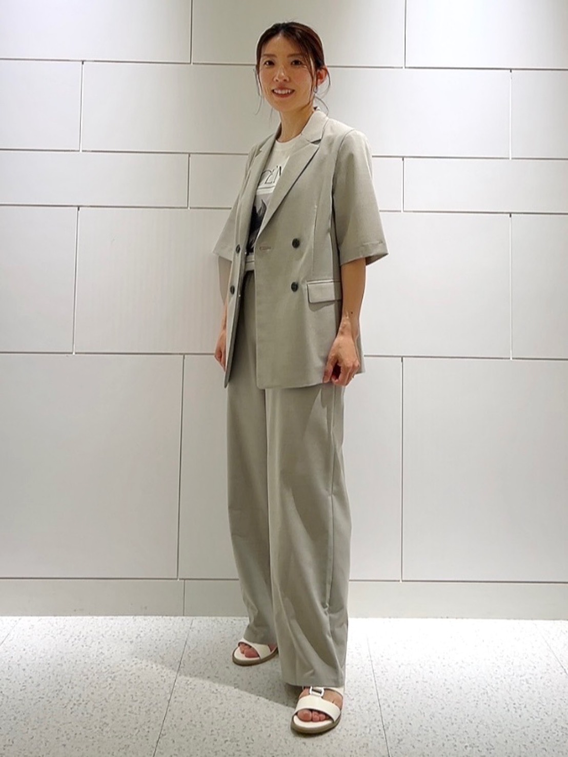 sachiさんの「UNTITLED｜【シワになりにくい/セットアップ可/接触冷感】ハーフスリーブジャケット」を使ったコーディネート