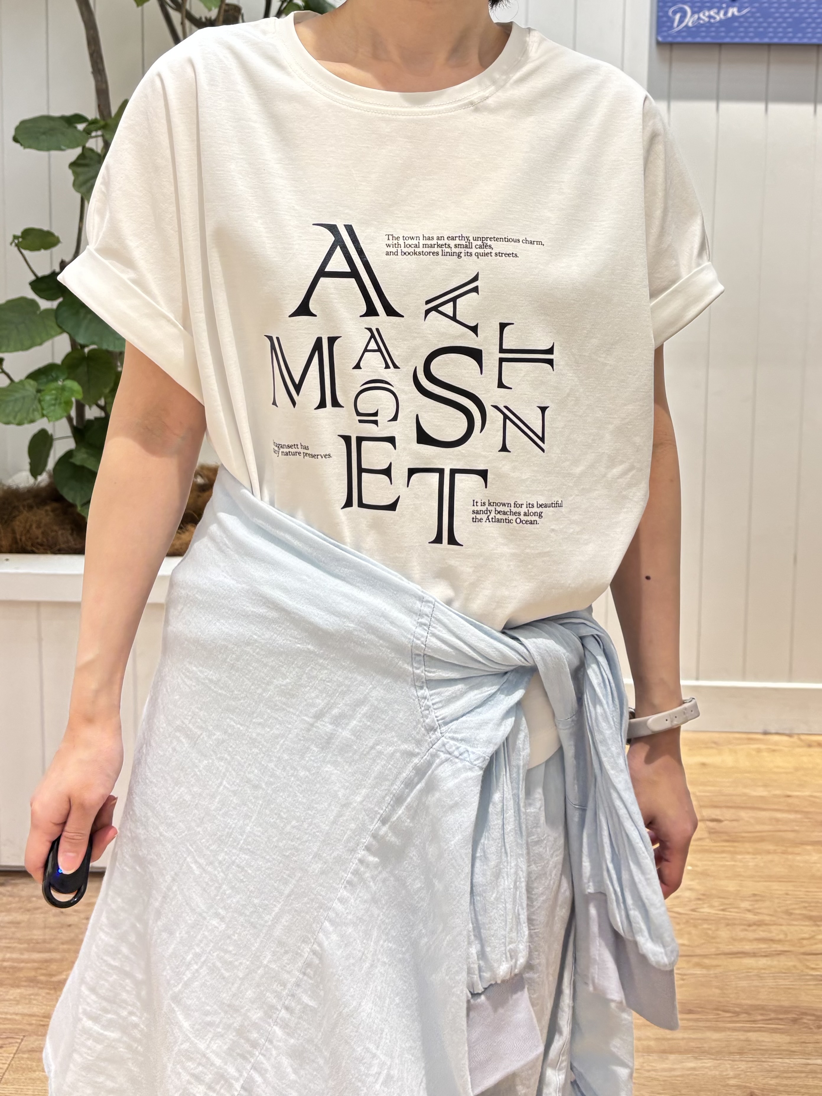OKADAさんの「Dessin｜【洗える】美光沢カットソーロゴTシャツ」を使ったコーディネート