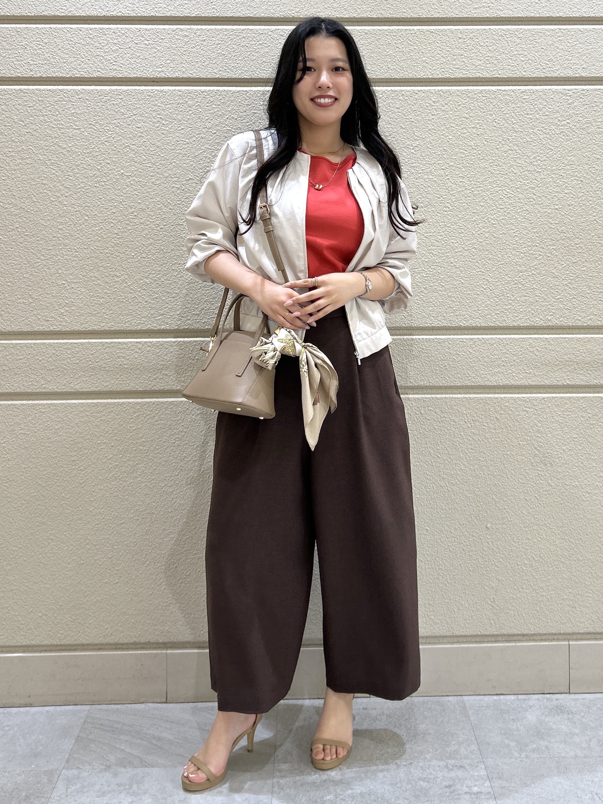Momokaさんの「COUP DE CHANCE｜【手洗い可／軽量】ノーカラーブルゾン」を使ったコーディネート