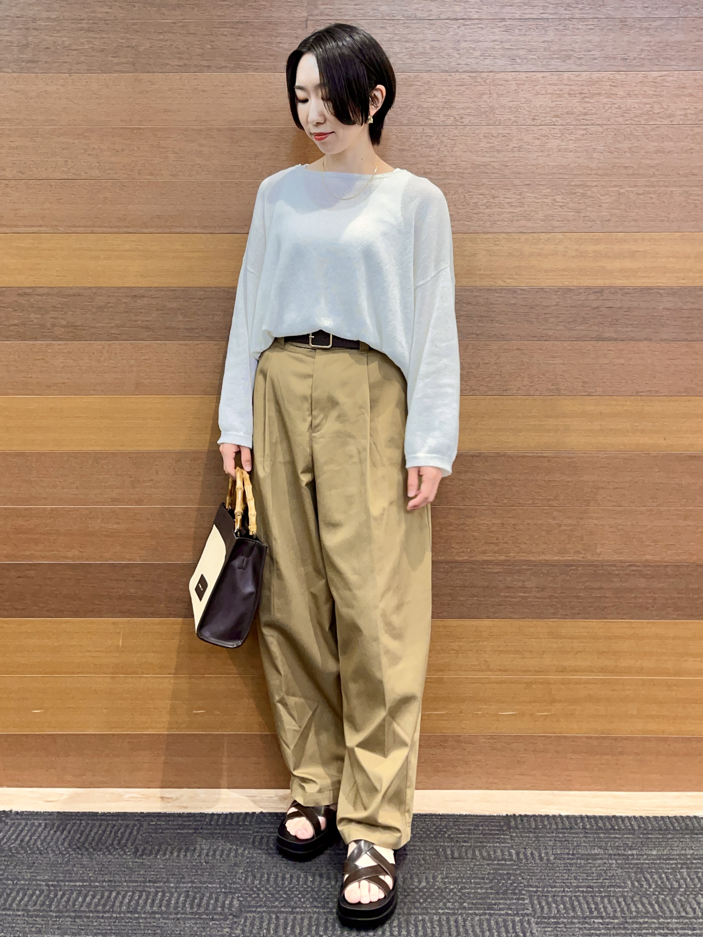 umiさんの「OPAQUE.CLIP｜麻混リラクシーニット【洗濯機OK】」を使ったコーディネート