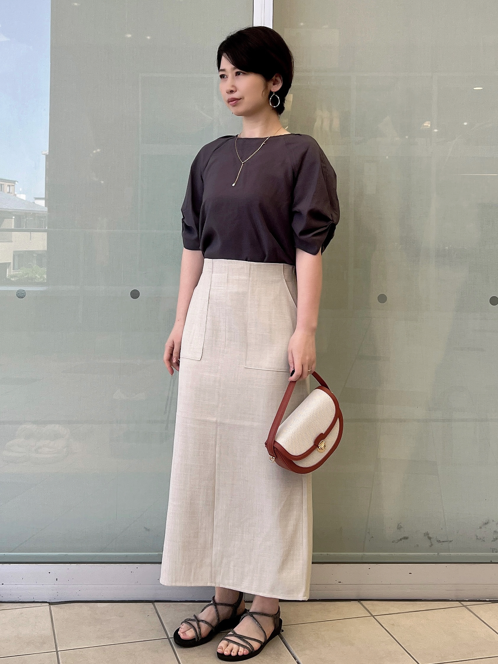 yo-koさんの「OPAQUE.CLIP｜【接触冷感／吸水速乾】リネンライク タックスリーブブラウス《セットアップ対応／洗濯機OK》」を使ったコーディネート