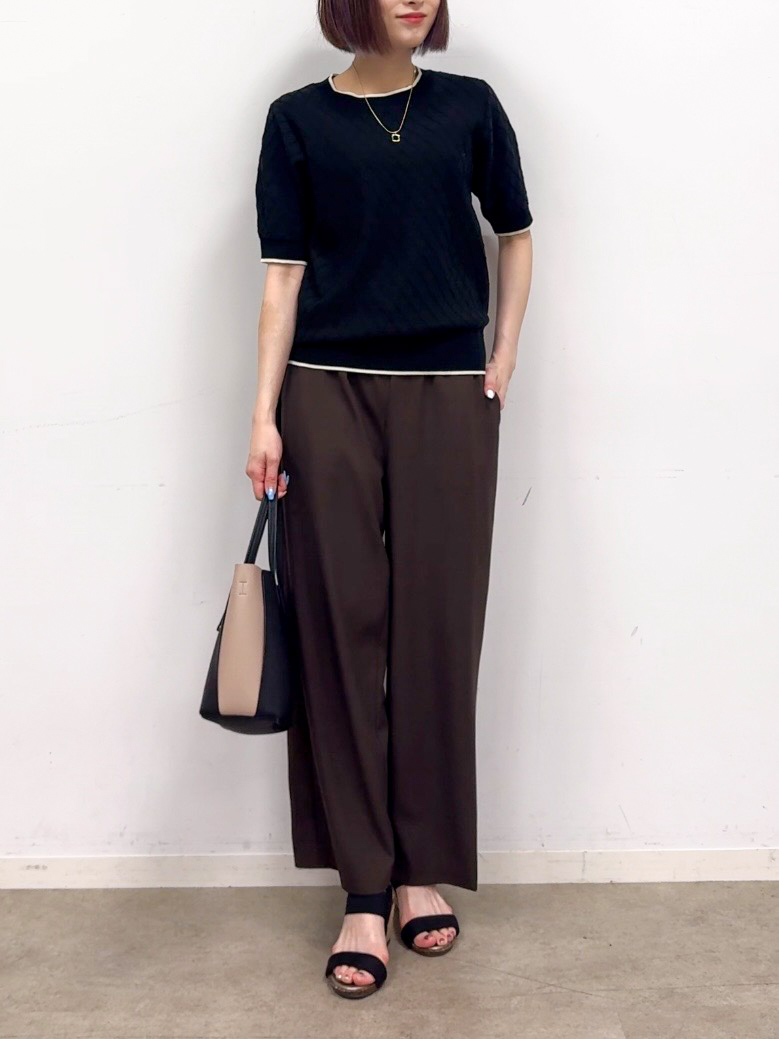 𝐜𝐡𝐢𝐤𝐚さんの「SHOO･LA･RUE｜【洗濯機可/S-LL】大人上品なダイヤ編み柄 配色半袖ニット」を使ったコーディネート