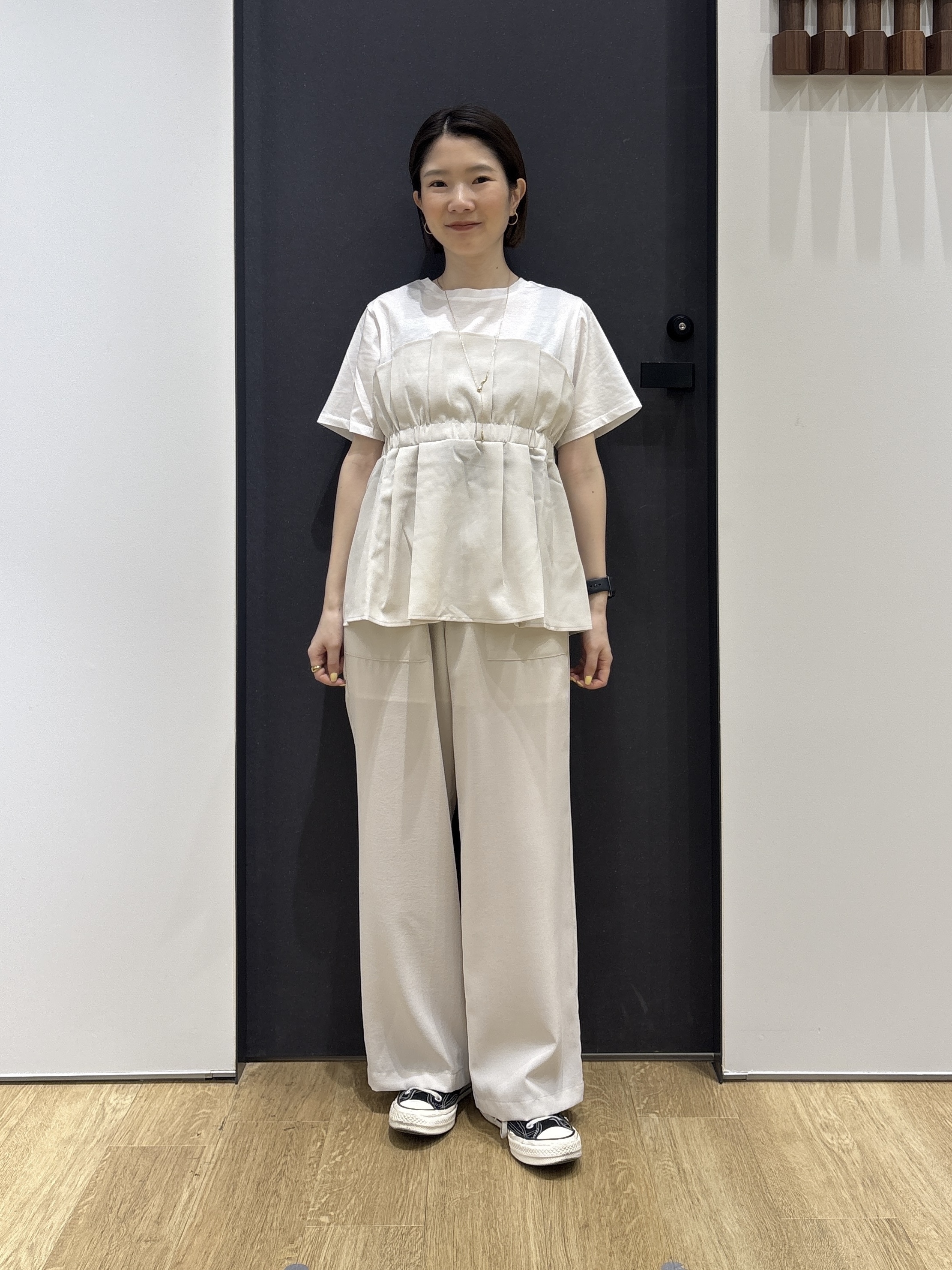 risaさんの「Dessin｜【セットアップ可/UVカット/洗える】ビスチェドッキングTシャツ」を使ったコーディネート