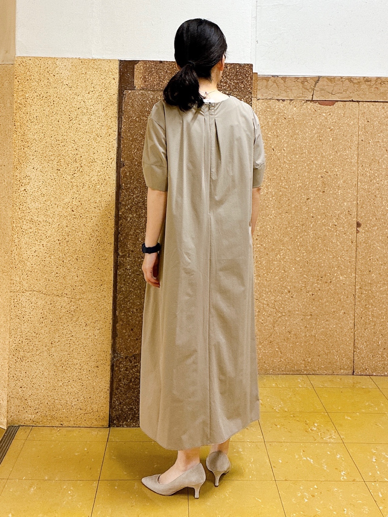 hattoriさんの「INDIVI｜【洗える／アンサンブル可能】シアーストライプカーディガン」を使ったコーディネート