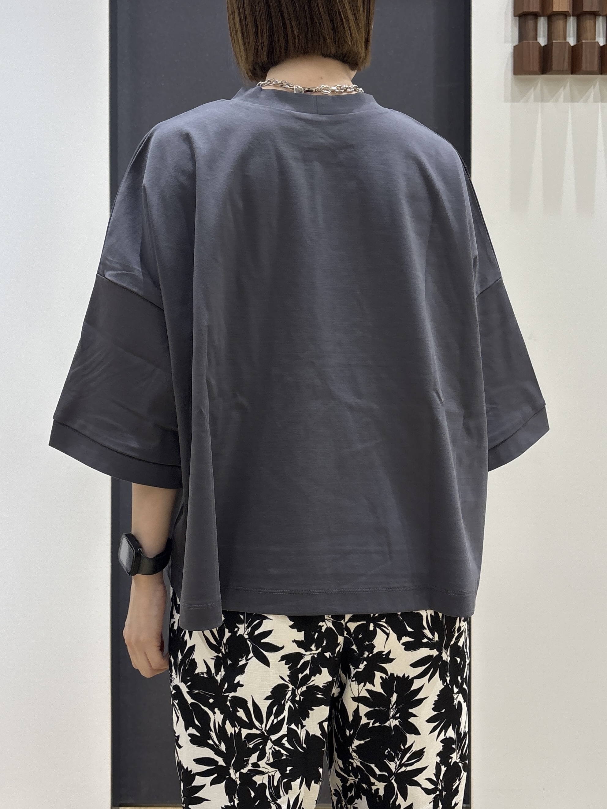 risaさんの「Dessin｜【体型カバー】美光沢カットソーボクシーシルエット」を使ったコーディネート