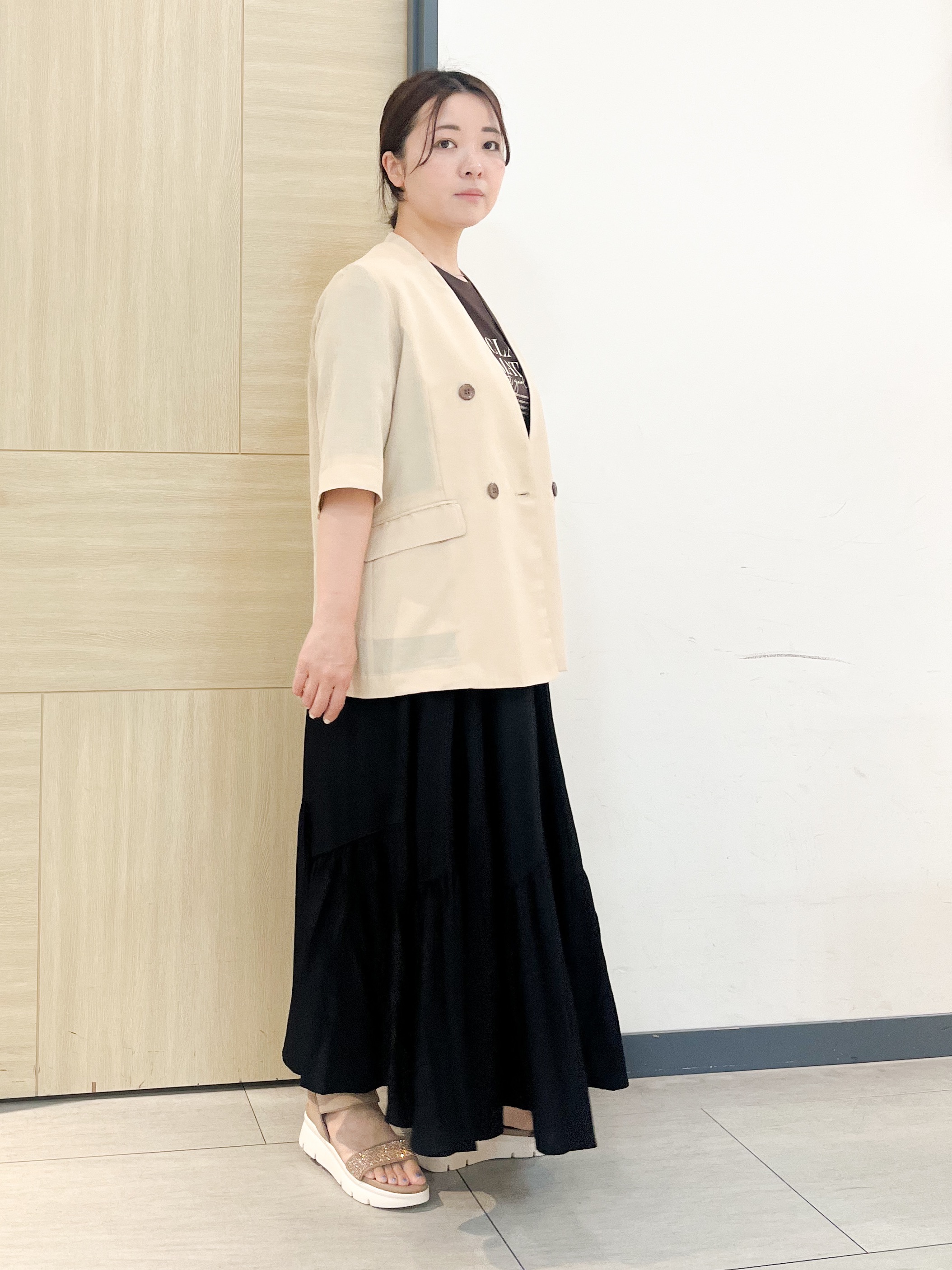 YOさんの「grove｜【洗濯機OK/ひんやり】軽く羽織れるハーフスリーブジャケット」を使ったコーディネート