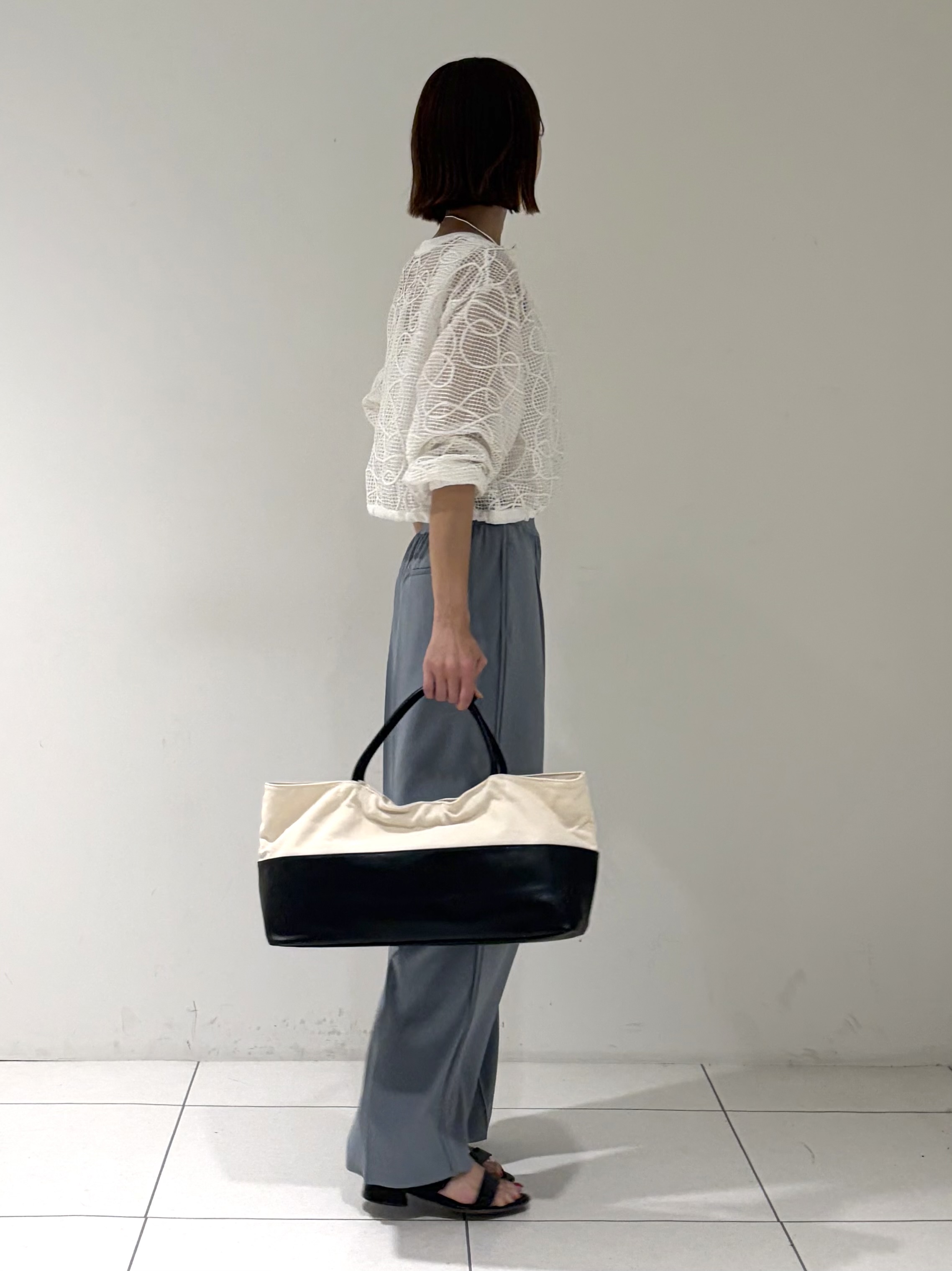 shioriさんの「INDIVI｜アートメッシュブルゾン」を使ったコーディネート