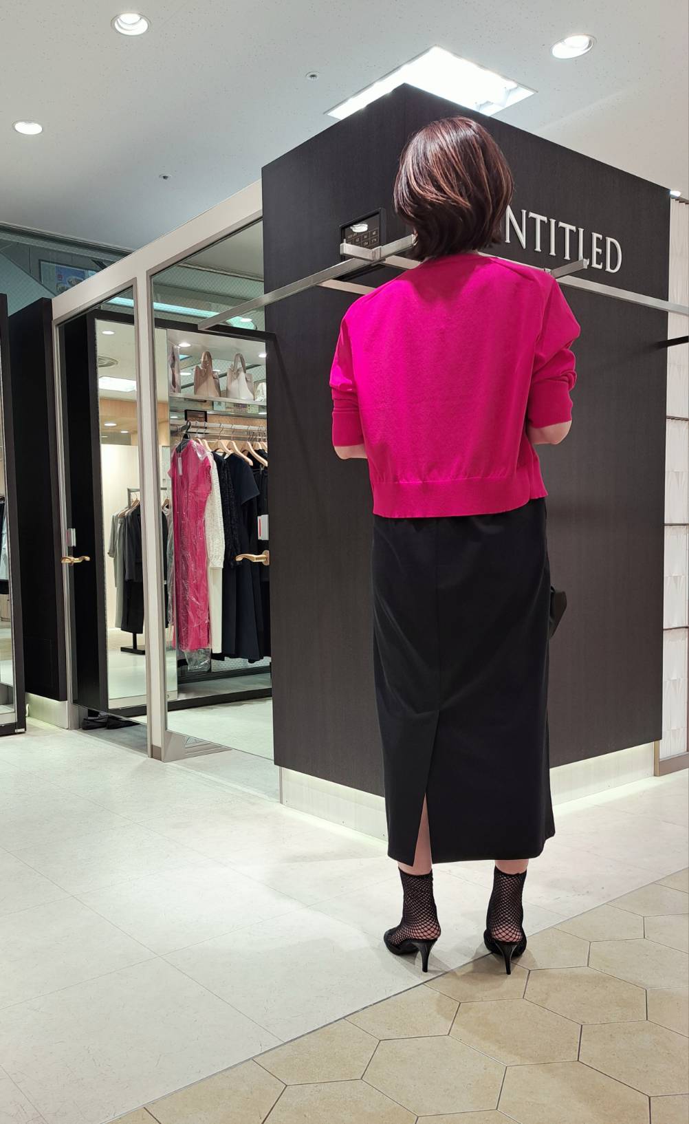 姉さんさんの「UNTITLED｜【接触冷感/UVカット/遮熱/抗菌防臭】ライトプレーティングワンピース」を使ったコーディネート