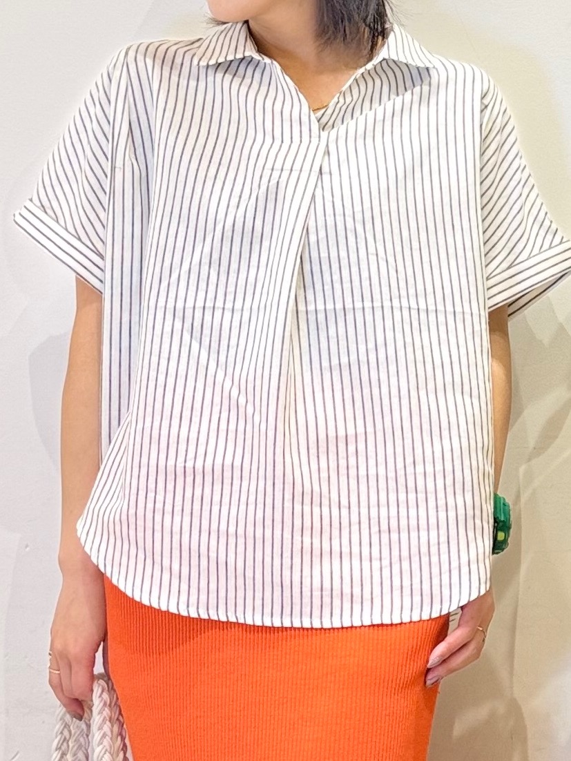 misakiさんの「SHOO･LA･RUE｜【UV/吸水速乾/抗菌防臭】インせず着られる フレンチリネンスキッパーシャツ」を使ったコーディネート