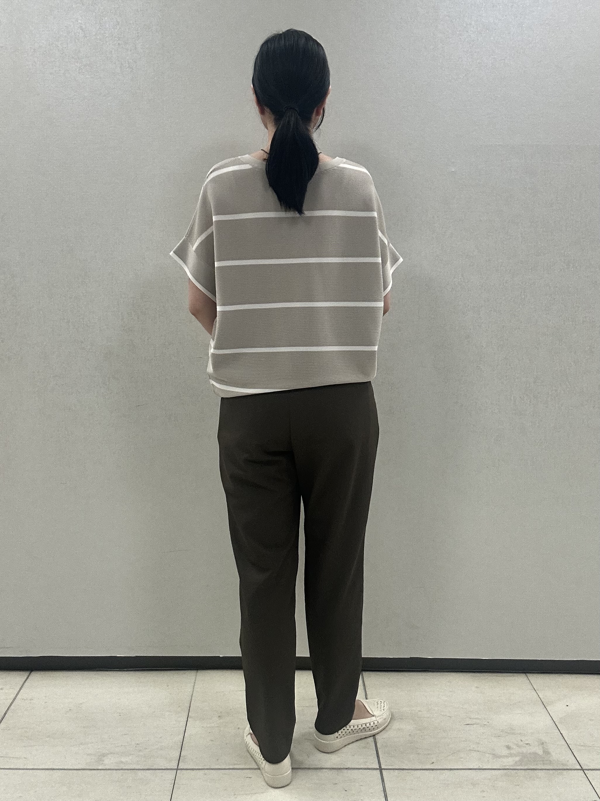miiさんの「UNTITLED｜【11色展開/体型カバー】前後2WAYフレンチスリーブニット」を使ったコーディネート