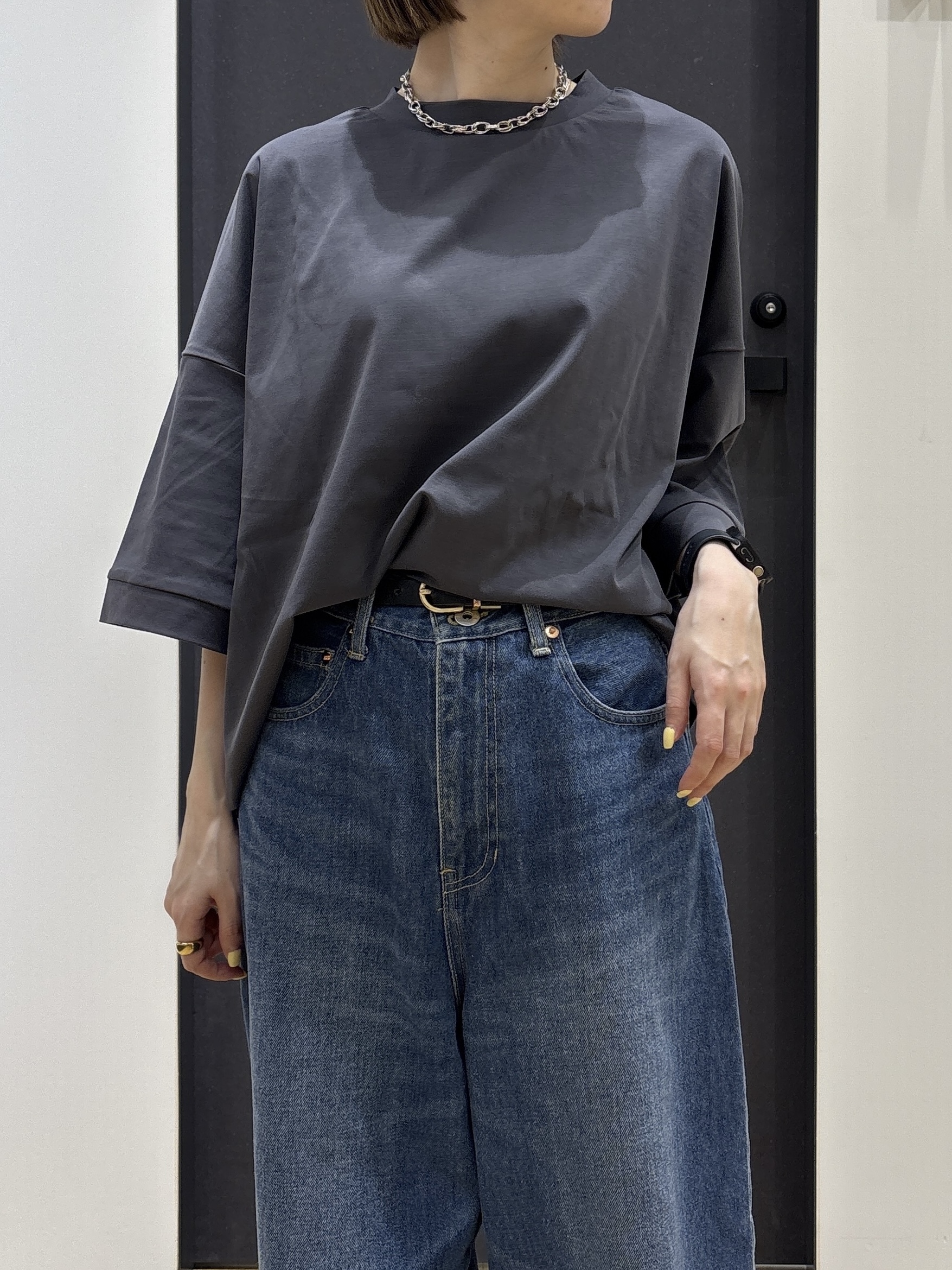 risaさんの「Dessin｜【体型カバー】美光沢カットソーボクシーシルエット」を使ったコーディネート