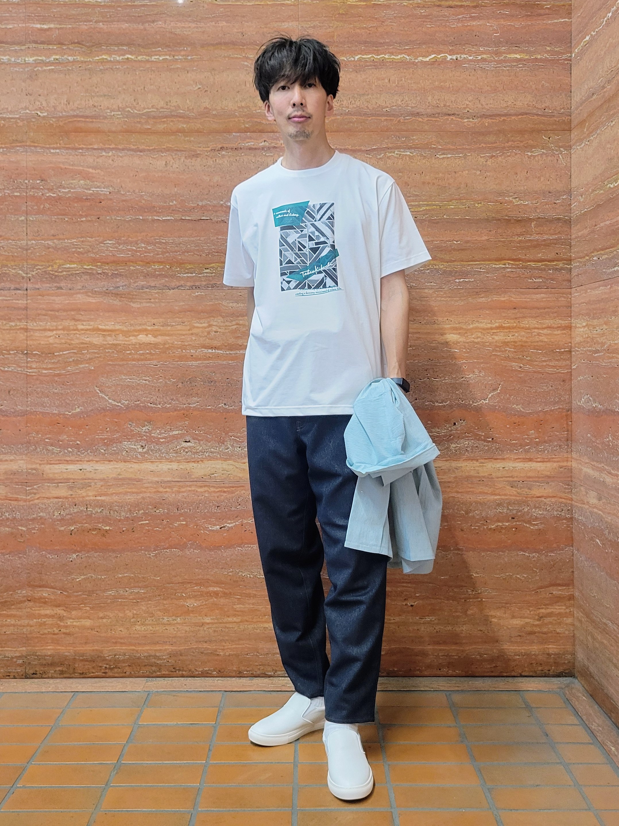 piroyaさんの「TAKEO KIKUCHI｜【通気性】トリコットサッカー オープンカラー シャツ」を使ったコーディネート