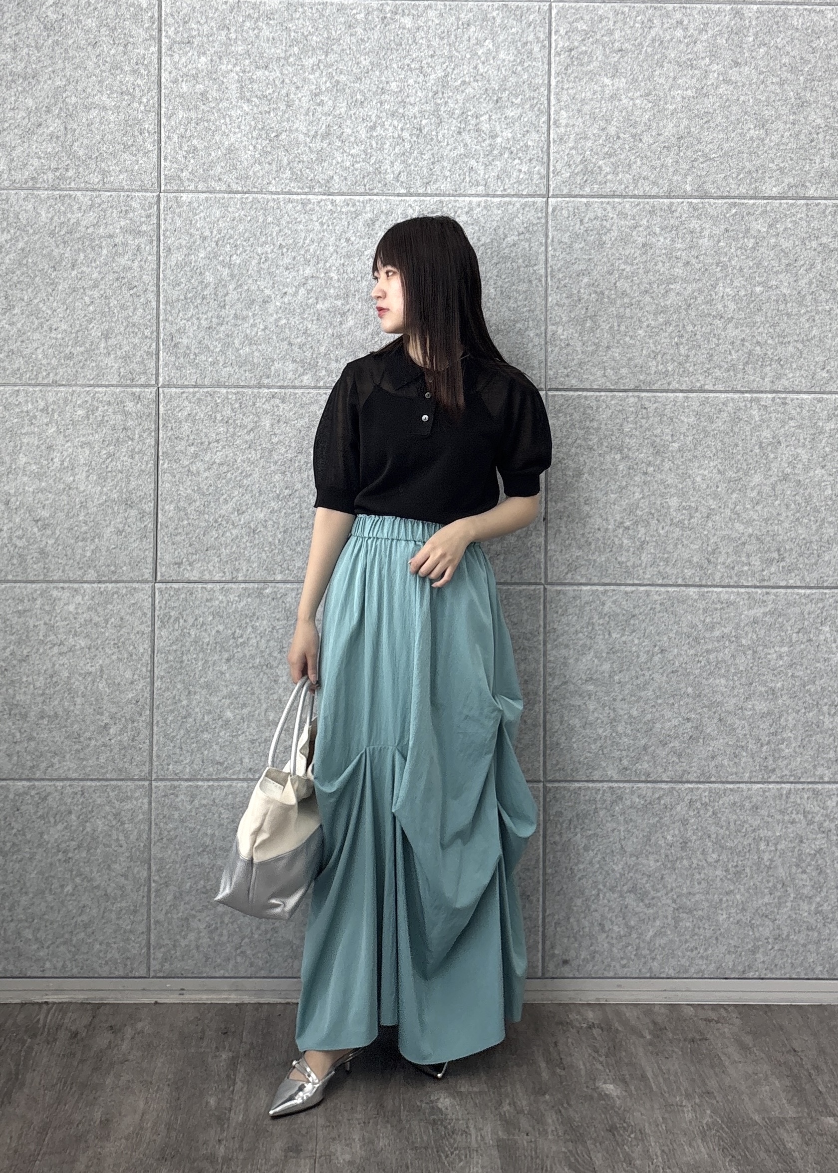 Renoさんの「INDIVI｜フォルムスリーブポロニット」を使ったコーディネート