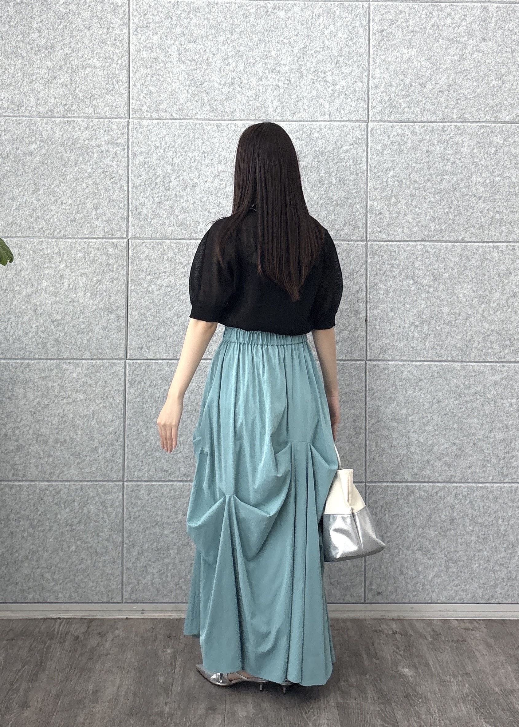 Renoさんの「INDIVI｜フォルムスリーブポロニット」を使ったコーディネート