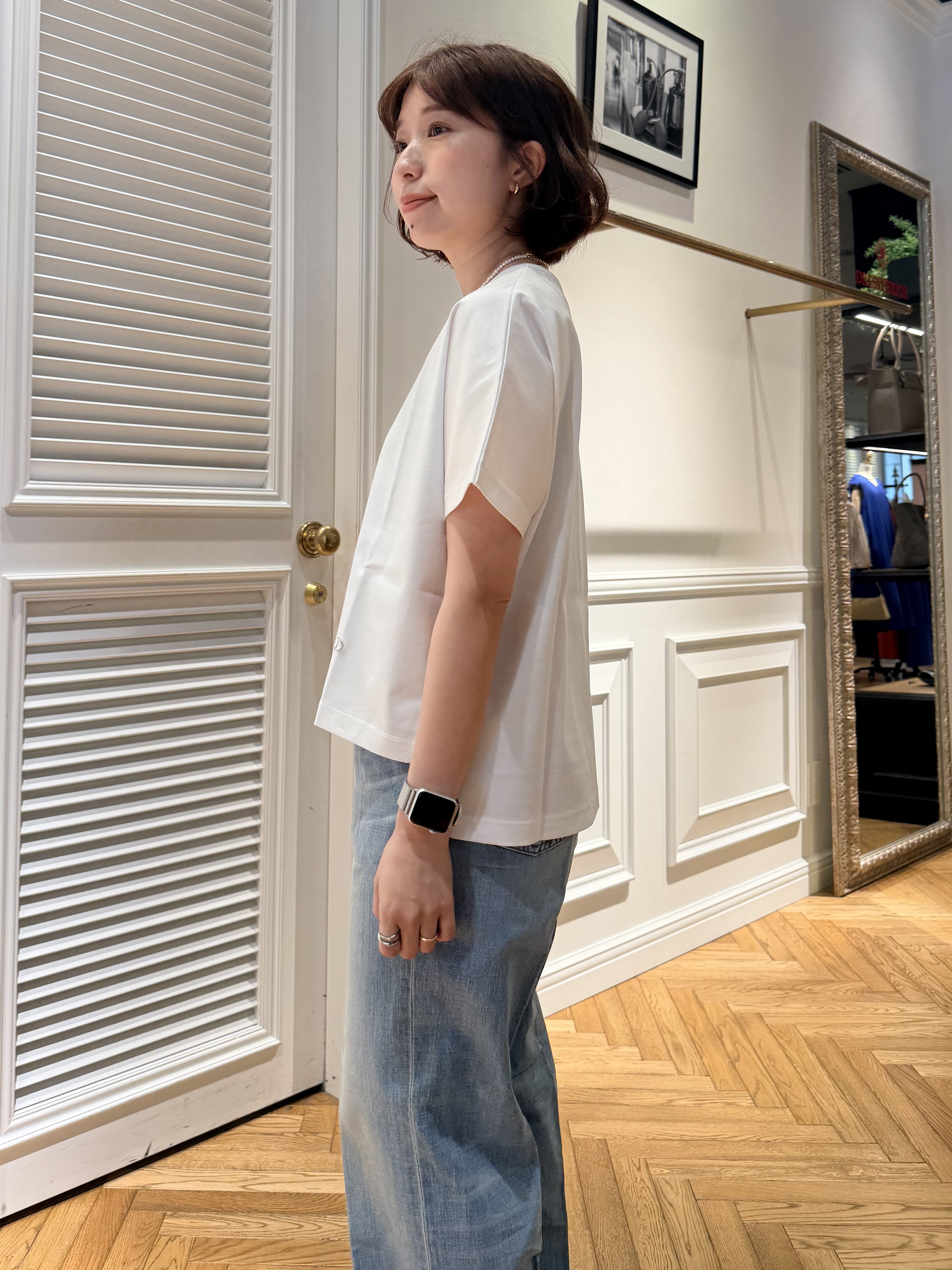 つじ まこさんの「DRESSTERIOR｜【接触冷感／抗菌防臭／消臭】アイスクリアコットンドルマンTシャツ」を使ったコーディネート