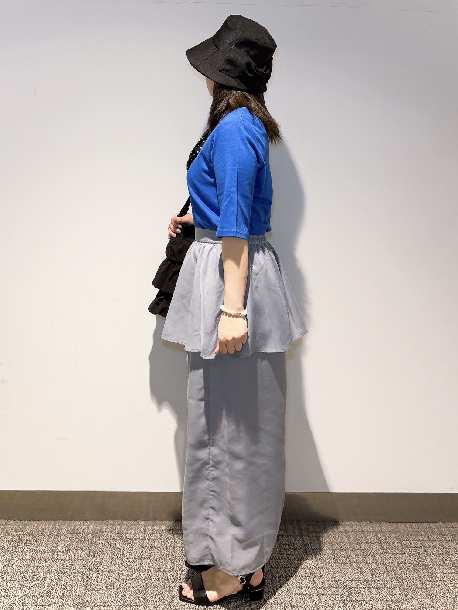 みーさんの「grove｜【二の腕カバー/すっきり見え・抗菌防臭/UVカット】きちんと素材のボートネックTシャツ」を使ったコーディネート