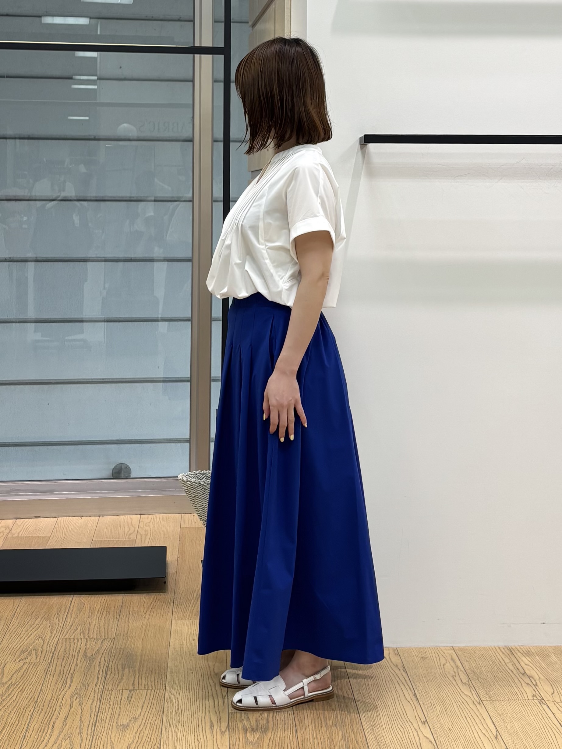 asamiさんの「INDIVI｜【撥水／UVケア／SETUP可能】軽量タックスキッパーブラウス」を使ったコーディネート