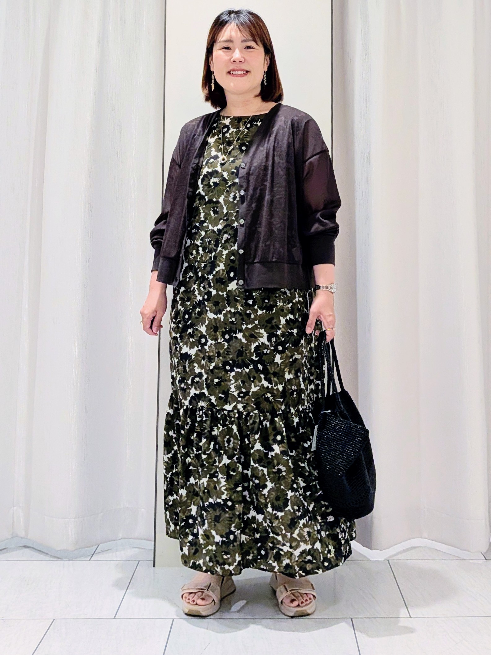Onumaさんの「UNTITLED｜【7色展開/ゆったり/ショート丈】シアートリコットカーディガン」を使ったコーディネート