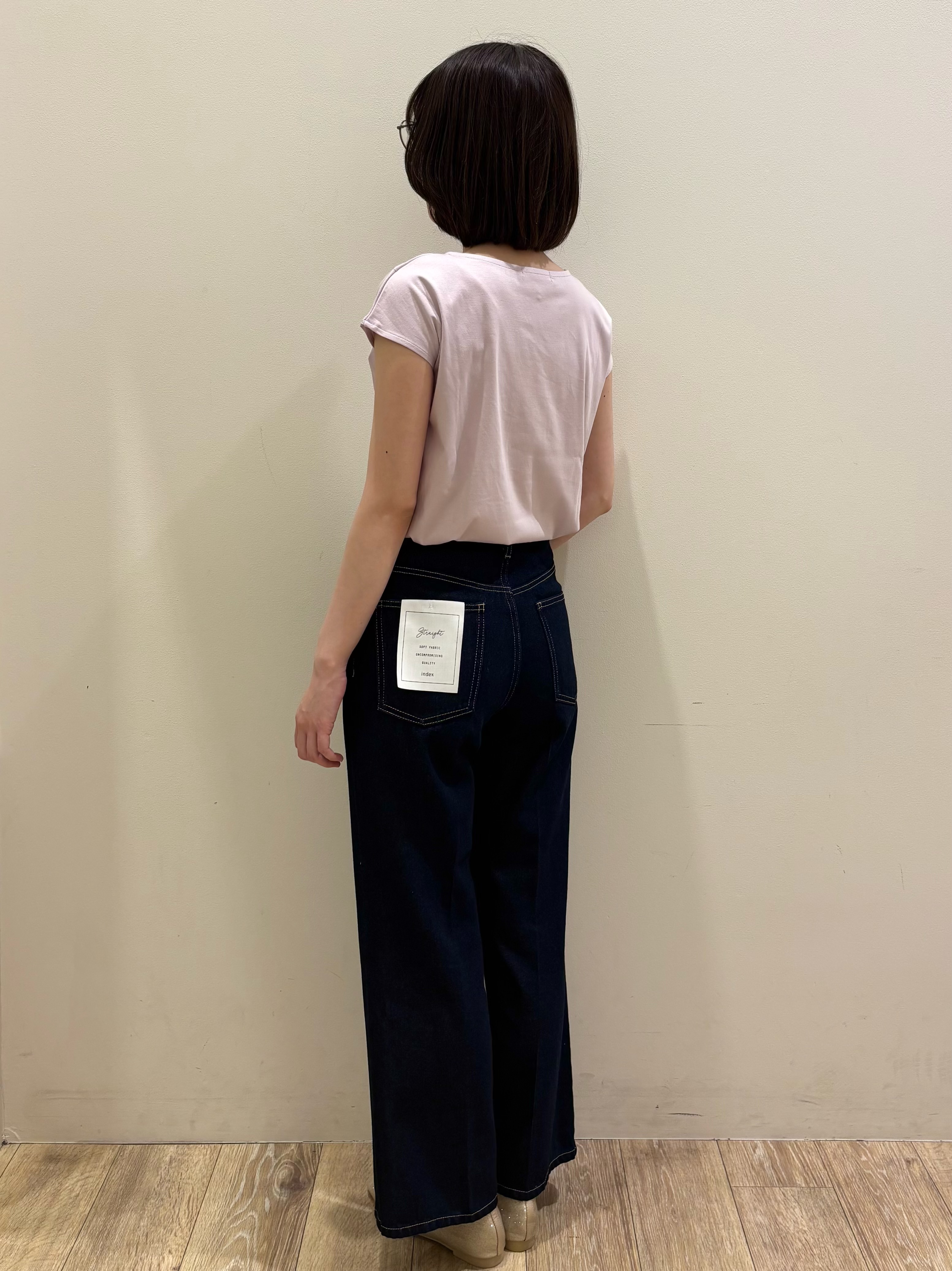 honamiさんの「index｜【接触冷感】ビジューキーネックフレンチトップス《UVケア／洗濯機OK／XS～3L／8col》」を使ったコーディネート