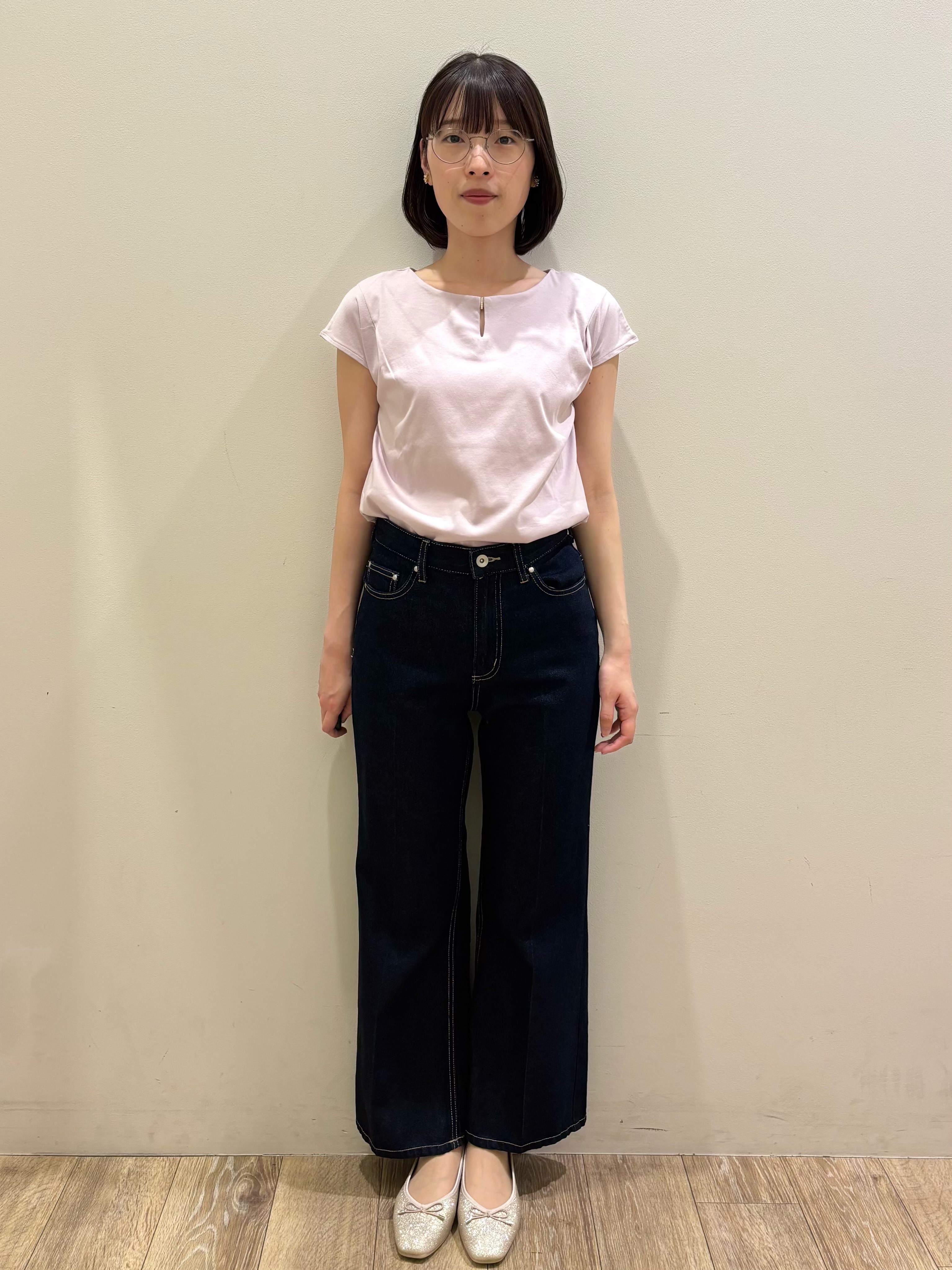 honamiさんの「index｜【接触冷感】ビジューキーネックフレンチトップス《UVケア／洗濯機OK／XS～3L／8col》」を使ったコーディネート