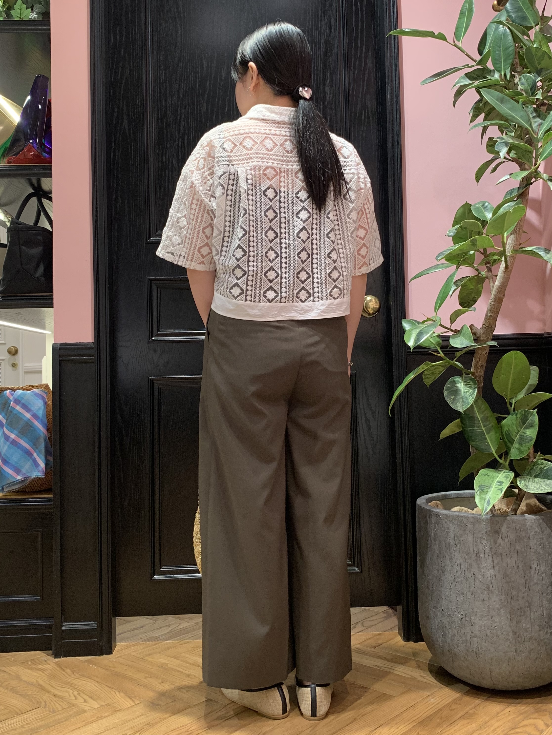 SAKAIさんの「DRESSTERIOR｜【接触冷感】イージーケアー クールタッチ ワイドパンツ」を使ったコーディネート