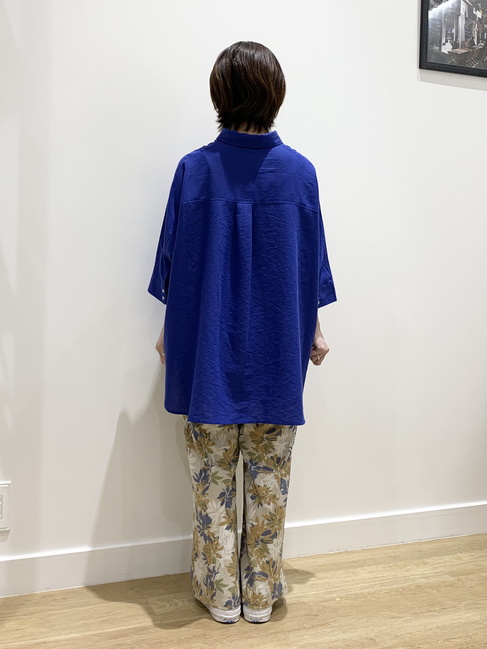 IMARIさんの「Dessin｜【セットアップ可/洗える】リネンブレンドドルマンシャツ」を使ったコーディネート