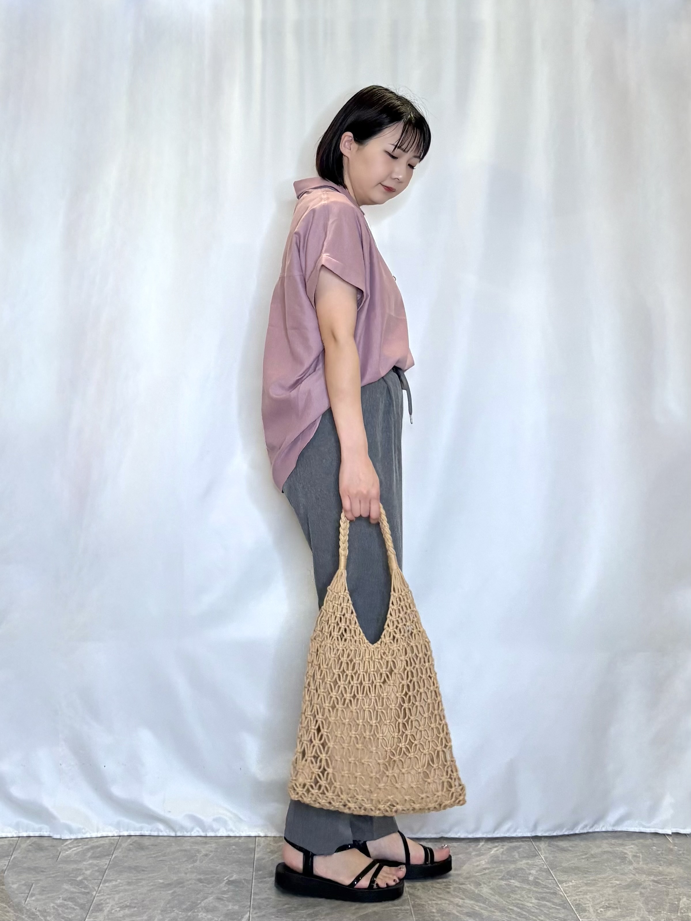 ネリさんの「SHOO･LA･RUE｜【UV/吸水速乾/抗菌防臭】インせず着られる フレンチリネンスキッパーシャツ」を使ったコーディネート