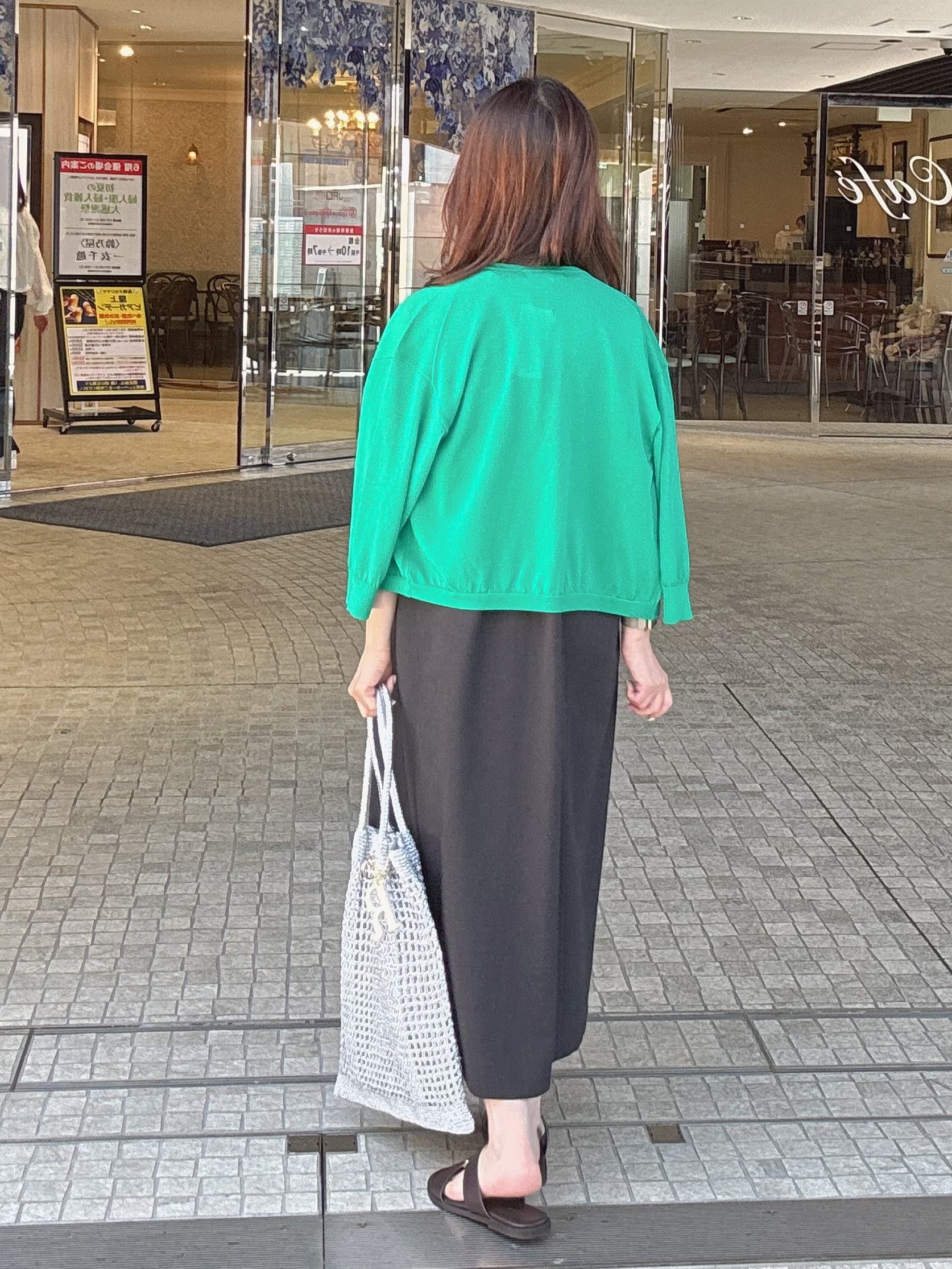 makiさんの「UNTITLED｜【洗える/日除け・冷房対策に】ハイゲージクルーネックカーディガン」を使ったコーディネート