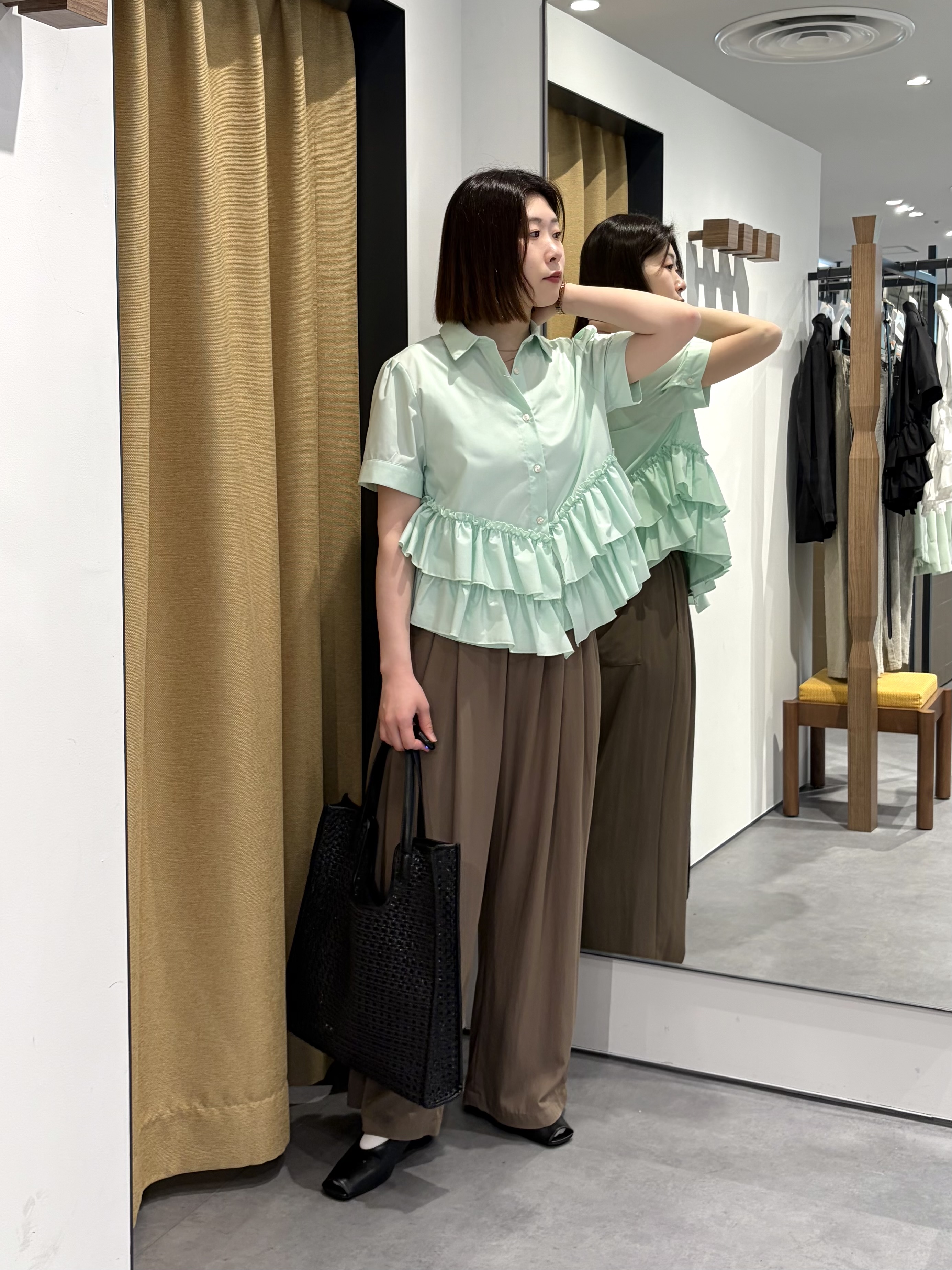 amiさんの「INDIVI｜イージータックスラックス【再入荷／ウォッシャブル】」を使ったコーディネート