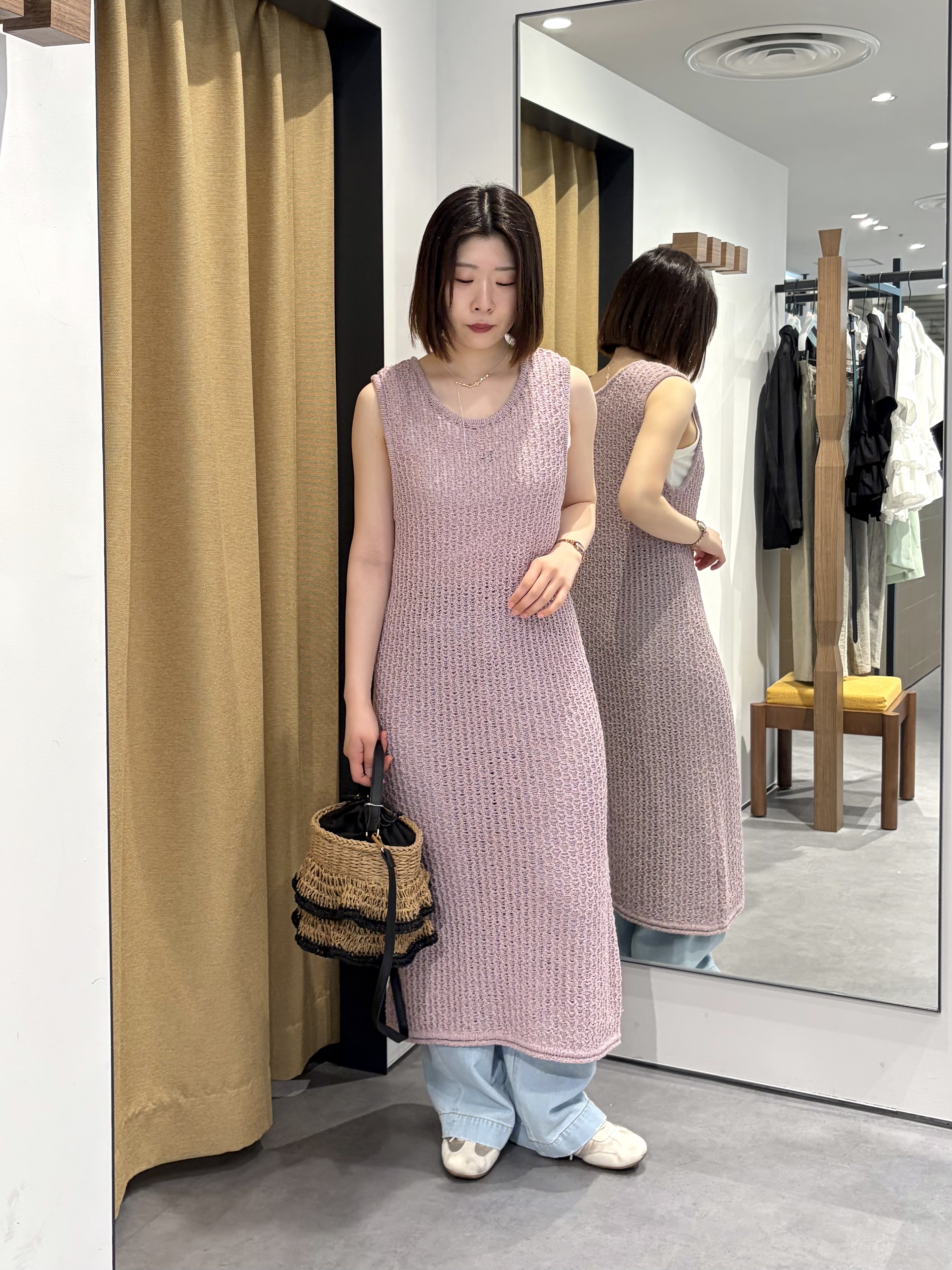 amiさんの「INDIVI｜メランジニットワンピース」を使ったコーディネート