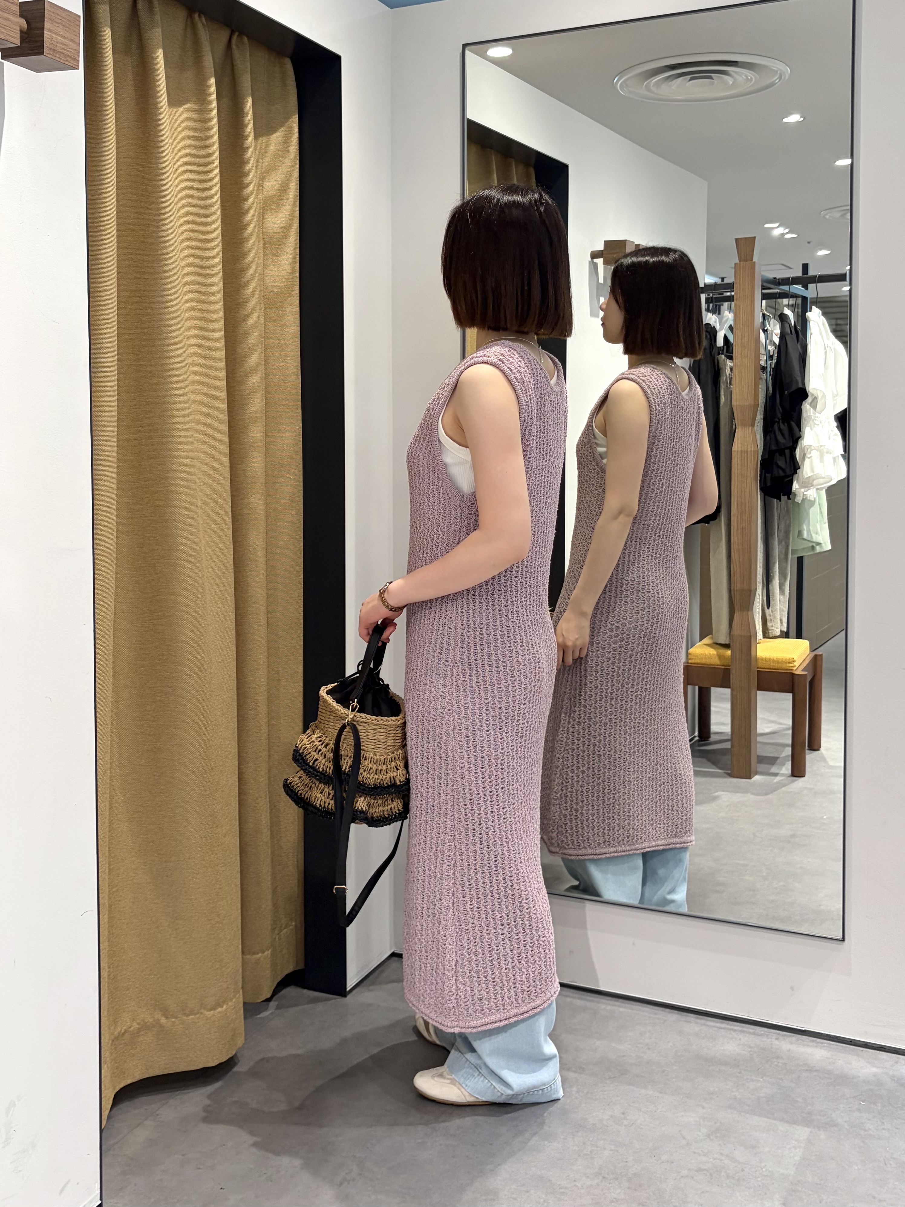 amiさんの「INDIVI｜メランジニットワンピース」を使ったコーディネート